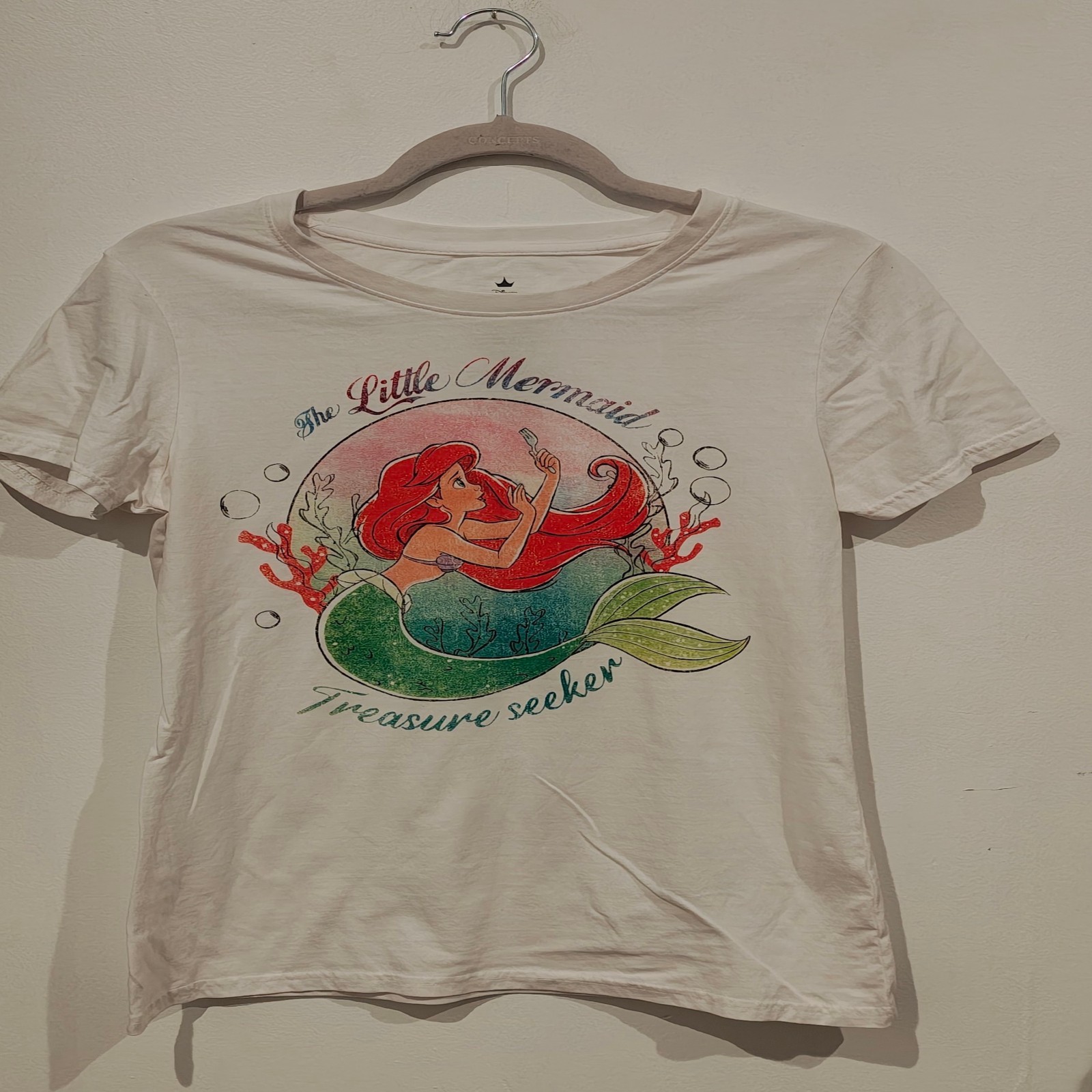 Disney Princess Ariel The Little Mermaid T Shirt Womens Large L Treasure Seeker
