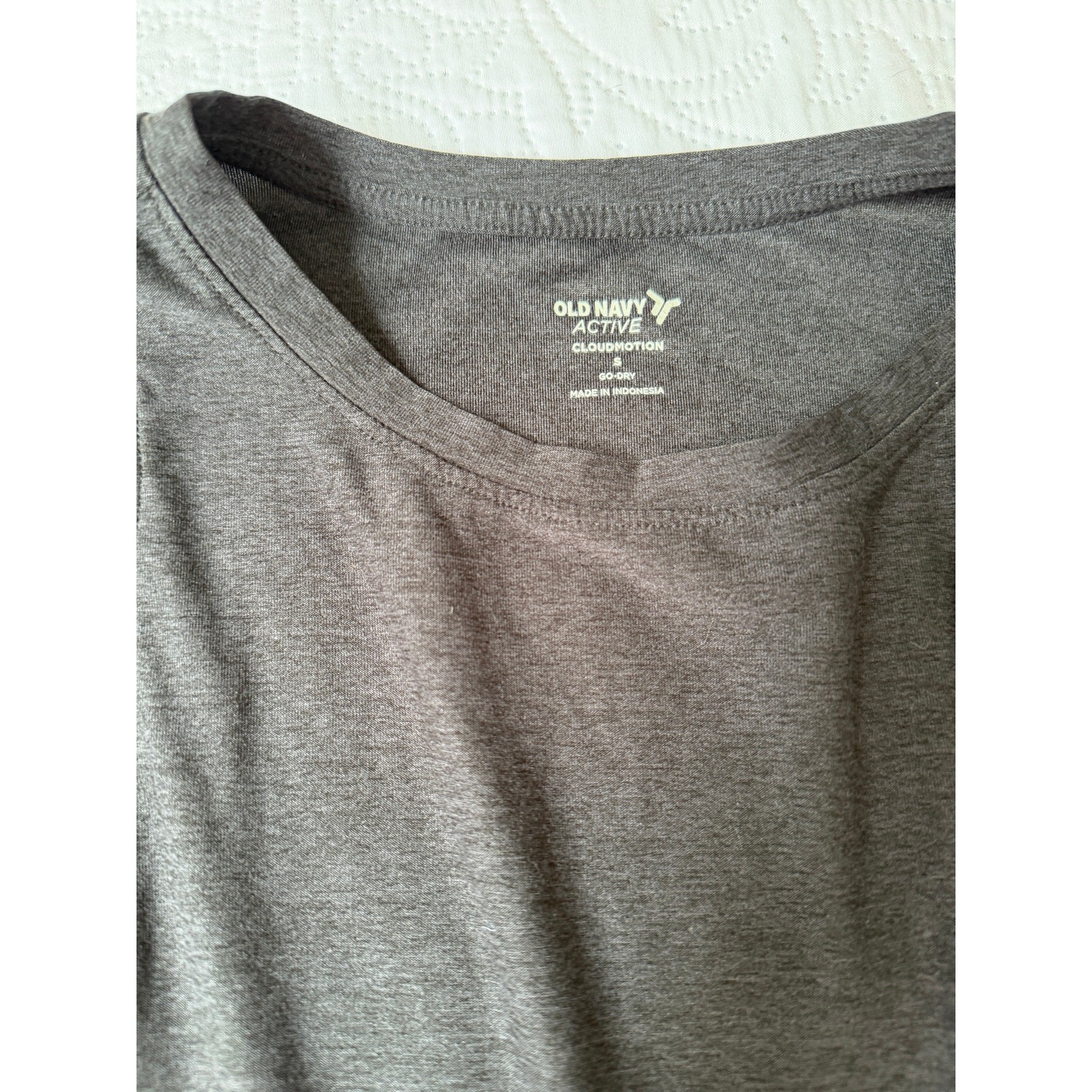 Old Navy Active CloudMotion Go-Dry Tank Top Women’s Small Gray Athletic Workout