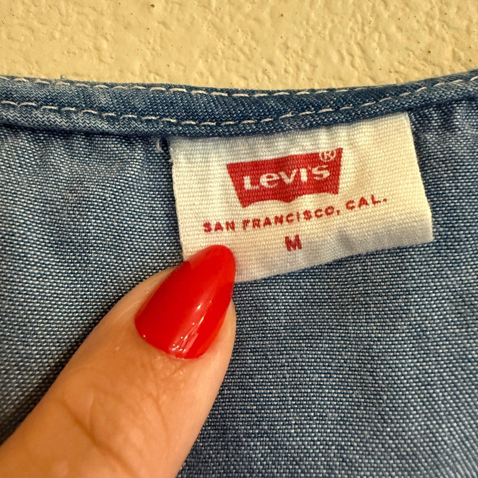 Levi’s Mylene Blouse Womens Medium Blue Denim Ruffle Tie Front Cottagecore Boho