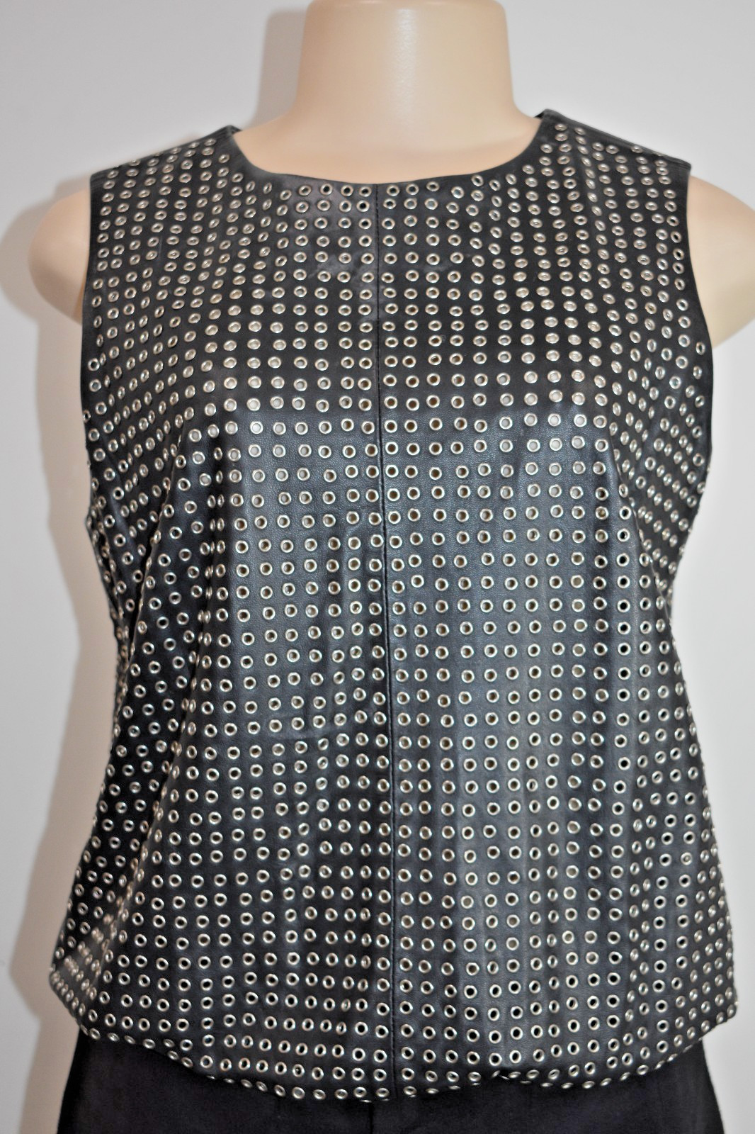 Tamara Mellon Sleeveless 100% Real Lamb Leather Grommet Top Black Size 2 US, sn