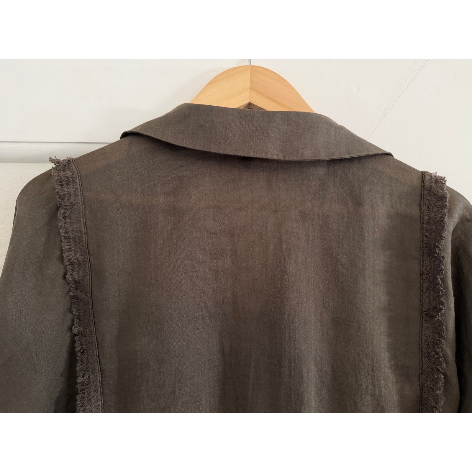 Massimo Dutti Frayed Blouse Womens Size XS/S Green Casual Career Office Chic