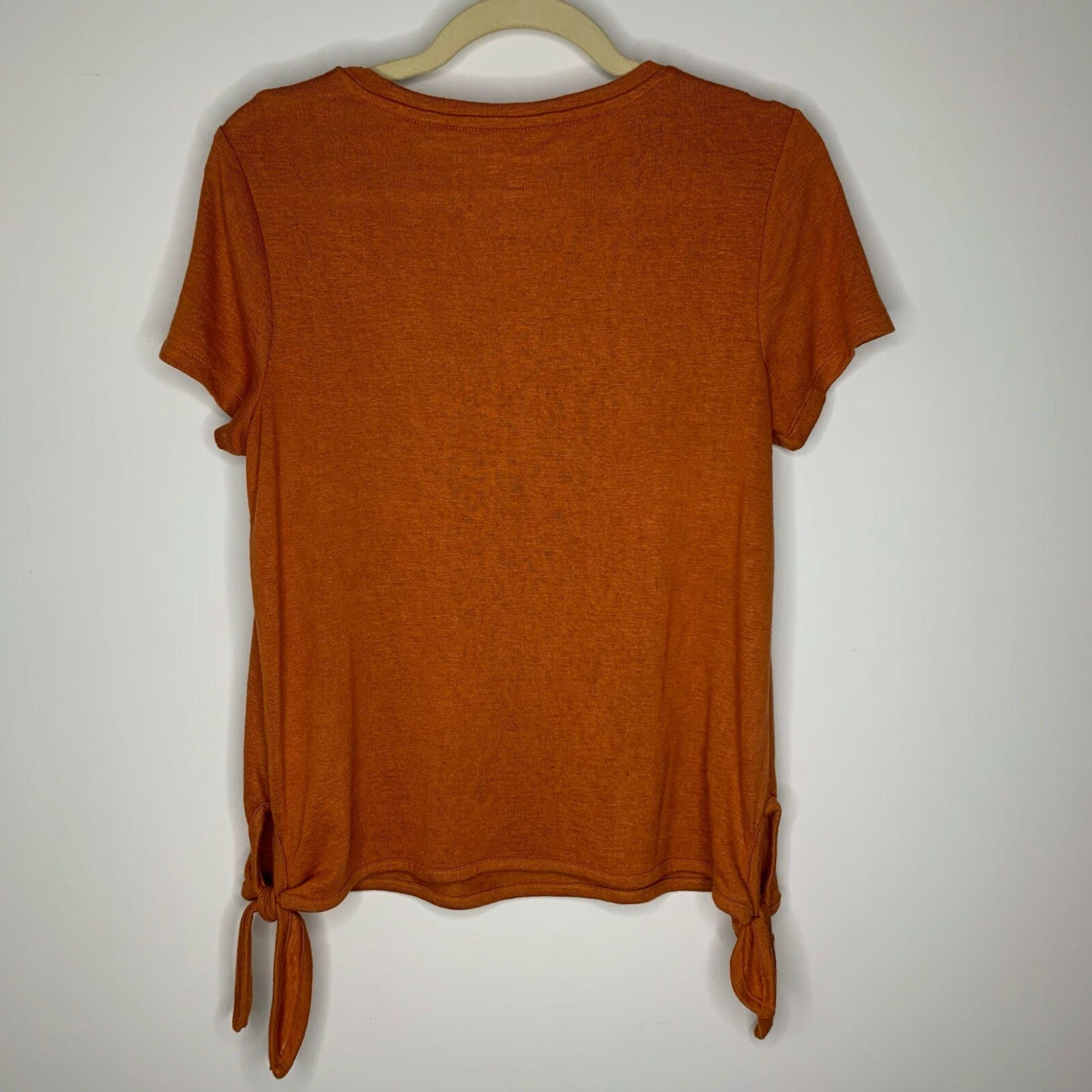Universal Thread Spice Orange Basic Side Tie Tee Small