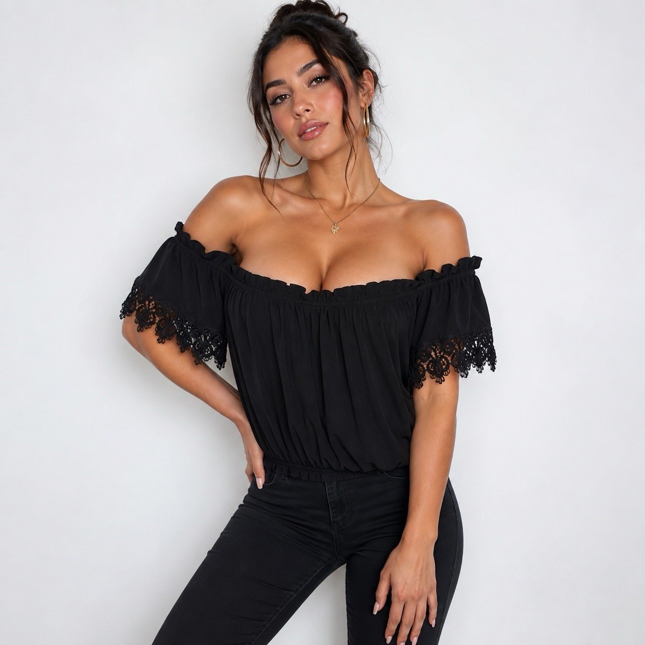 DayTrip Women’s Size M Medium Off Shoulder Top Blouse Ruffle Bell Dressy Style