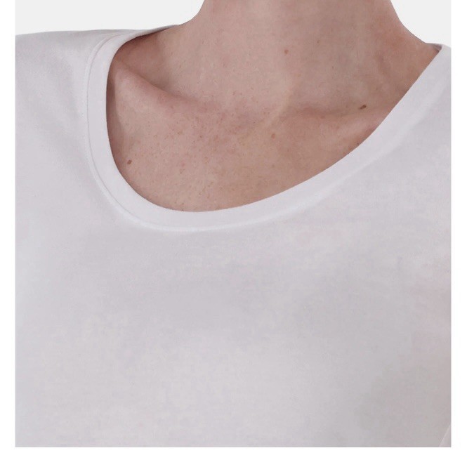 No Boundaries Juniors Scoop Neck Tee Small 4-6 New with Tags Vivid White Stretch