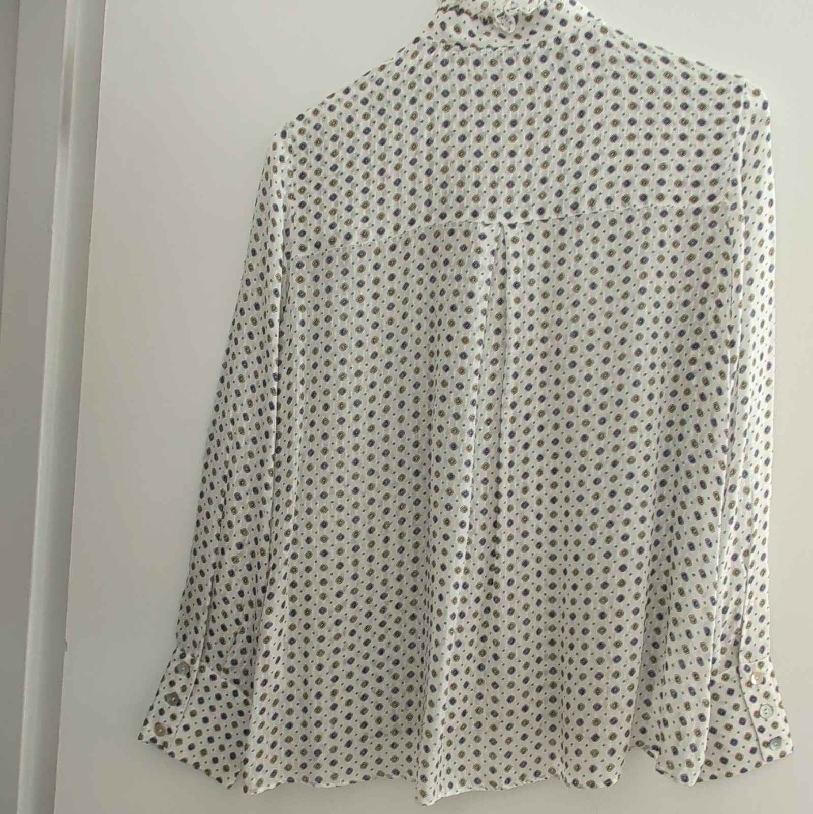 Massimo Dutti Women’s XS White Geometric Mock Neck Long Sleeve Ruffle Blouse