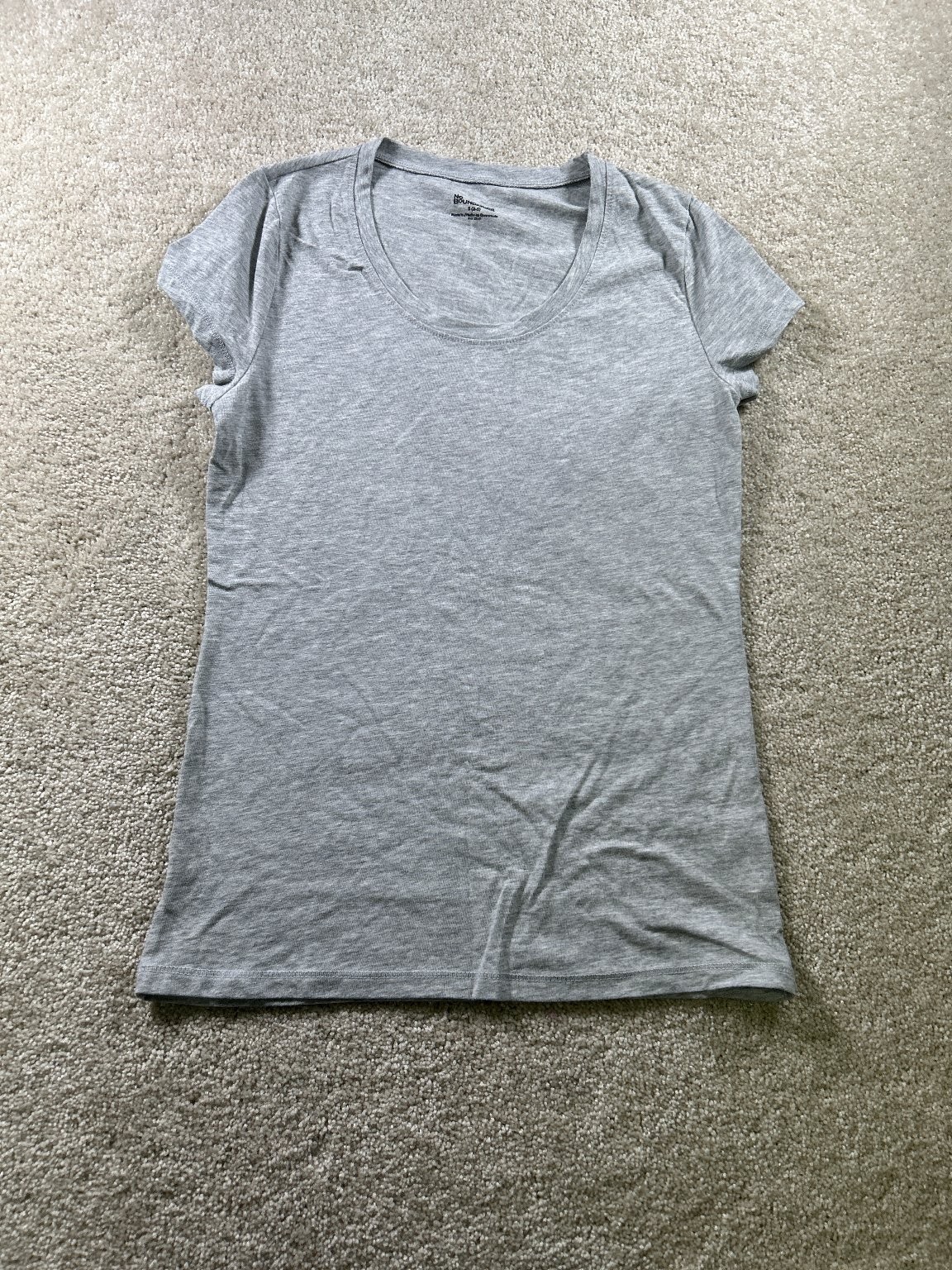 No Boundaries Women’s Gray Small Cotton Scoop Neck T-Shirt