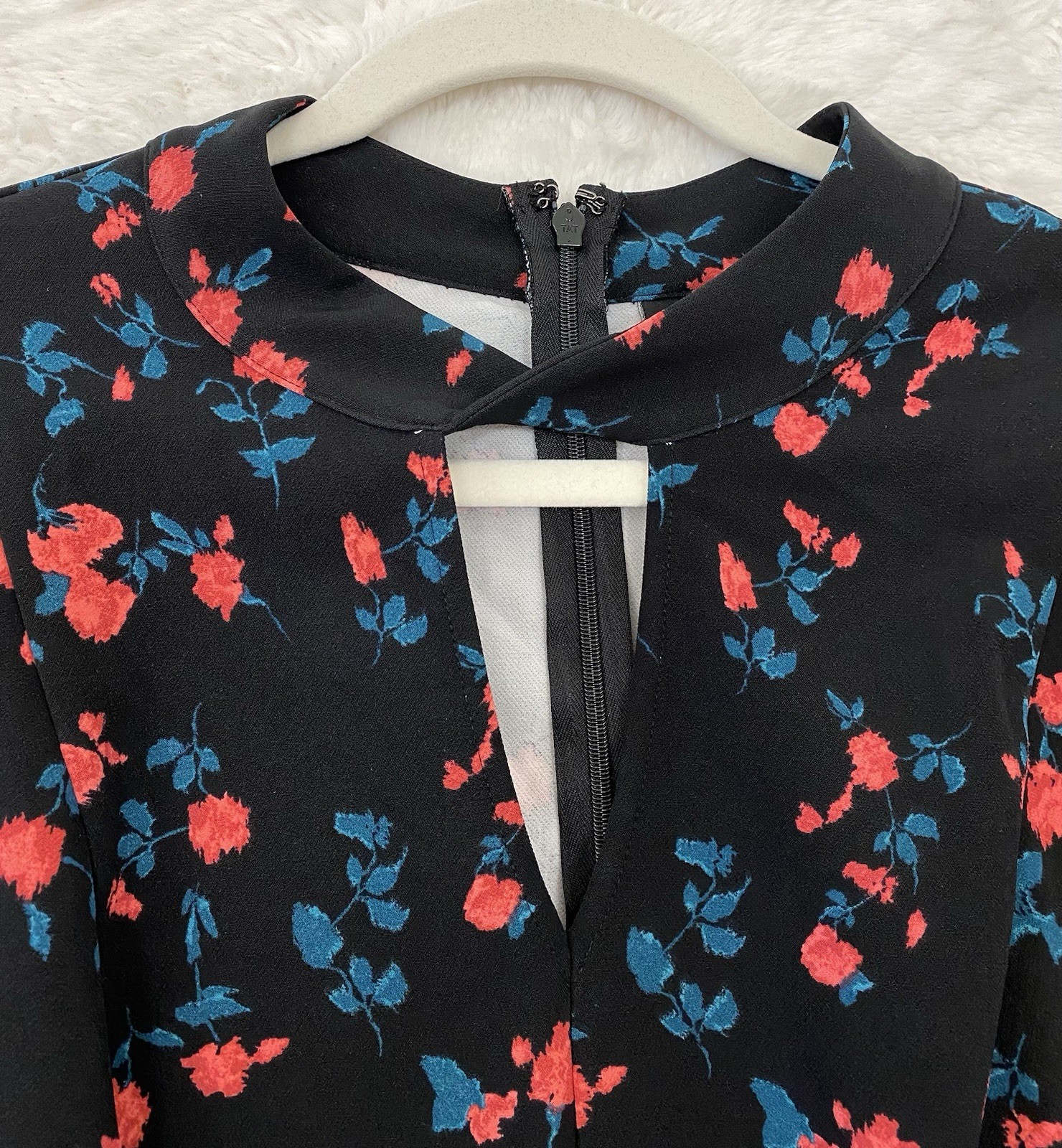 Womens Floral Flutter Sleeve Twisted Keyhole Neck Tunic Top Size 18 Stretch