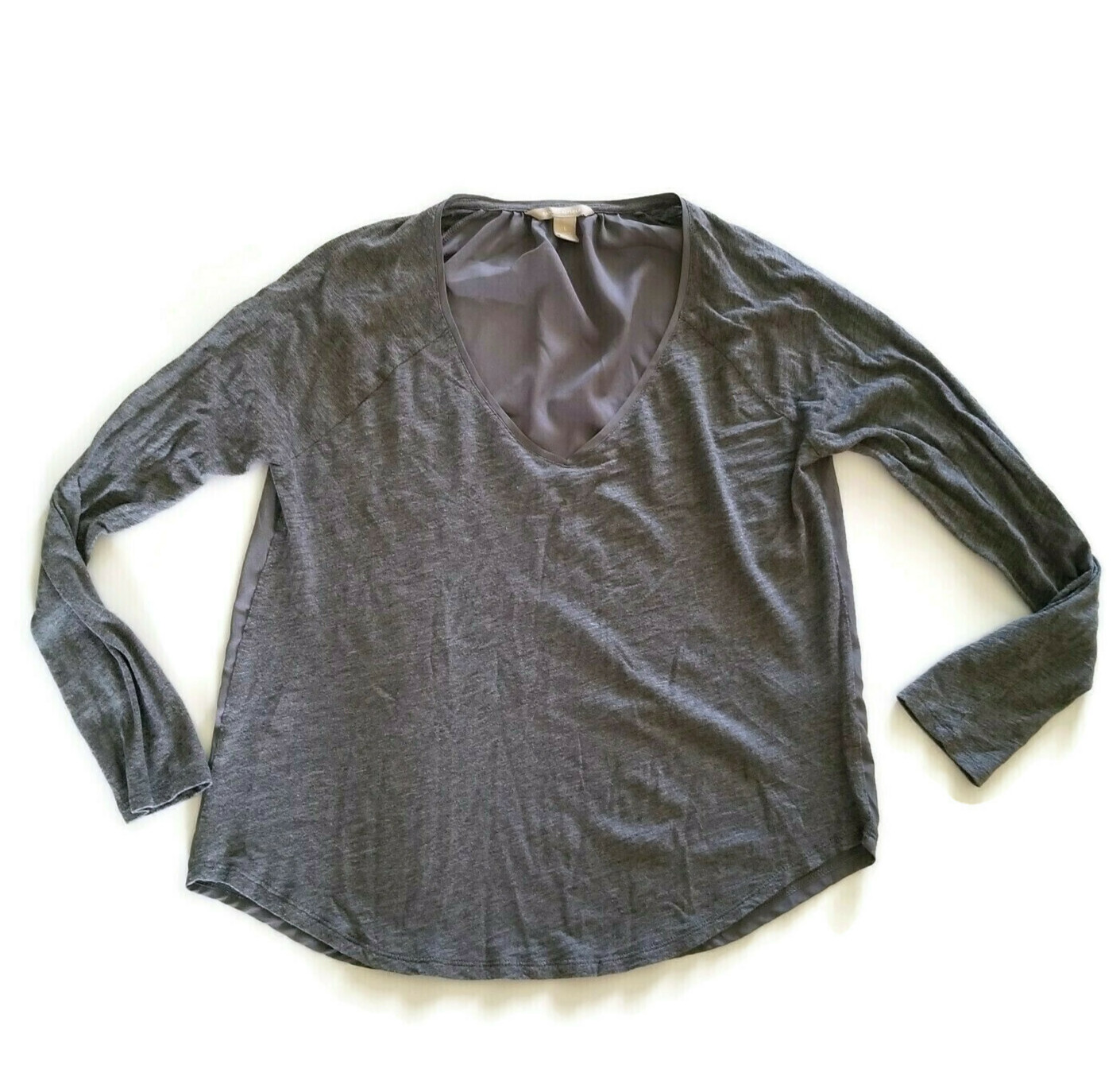Banana Republic Top lightweight Long Sleeve Blouse Semi Sheer Back V neck Size L