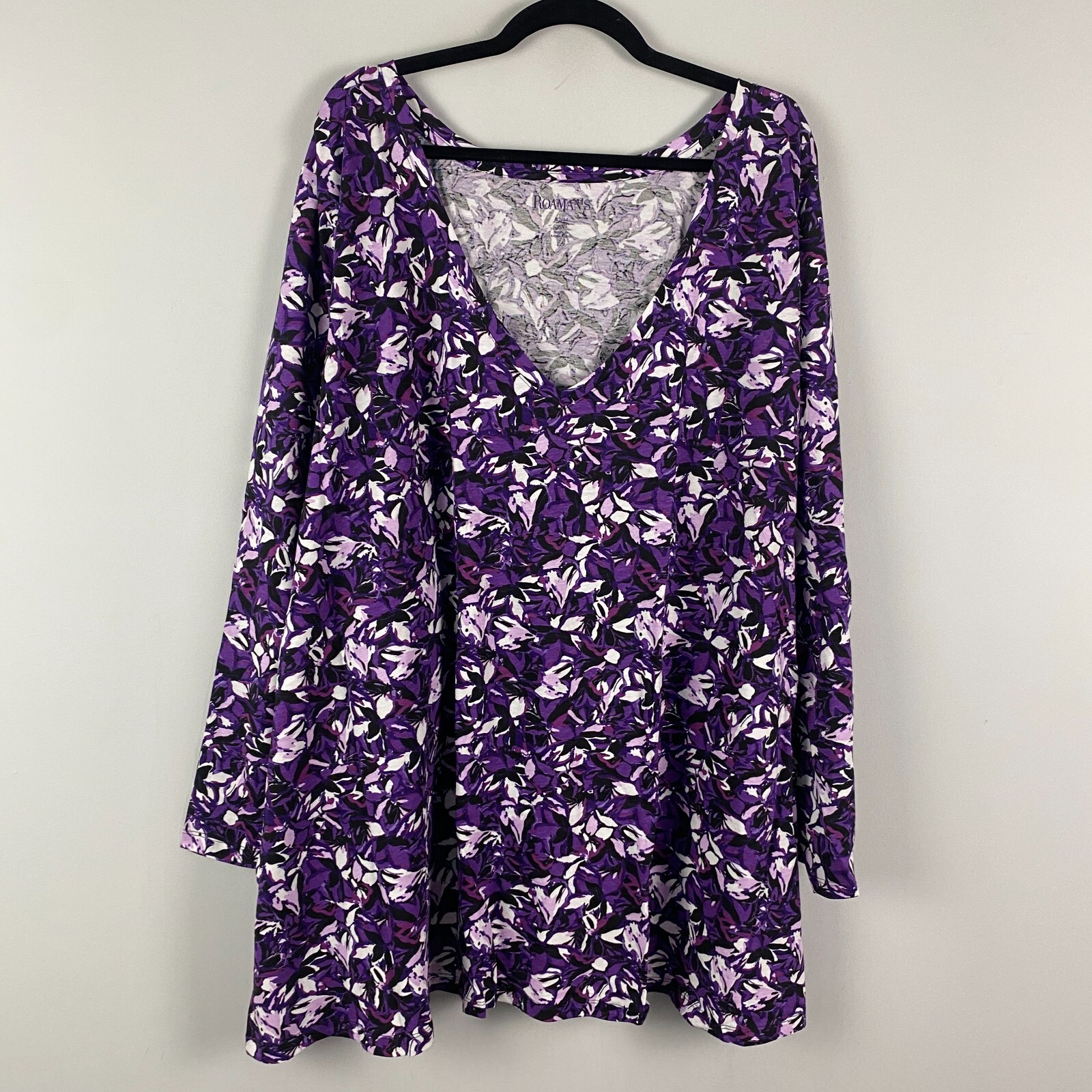 Roamans Long Sleeve Floral T Shirt Size 6X Purple Black Perfect V Neck Cotton