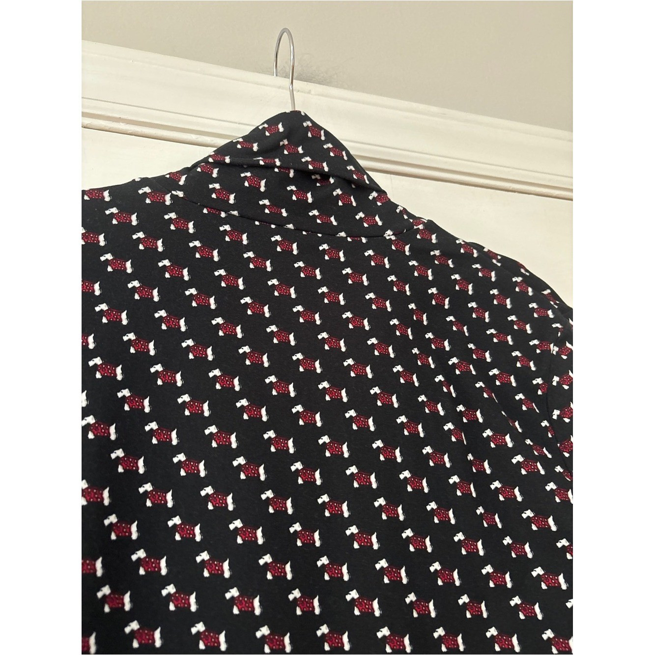 Brooks Brothers Scottie Dog Print Turtleneck Women Size Medium Black Stretch Top