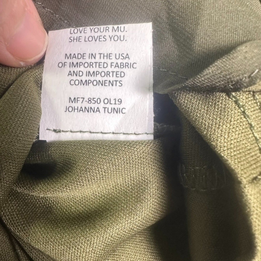 Show Me Your Mumu Johanna Tunic in Olive Silky Satin – Size Small – NWT