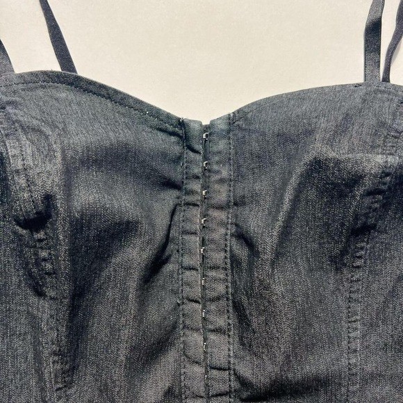 Vintage Y2K/90’s Bisou Bisou Dark Wash Denim Hook and Eye Corset Top