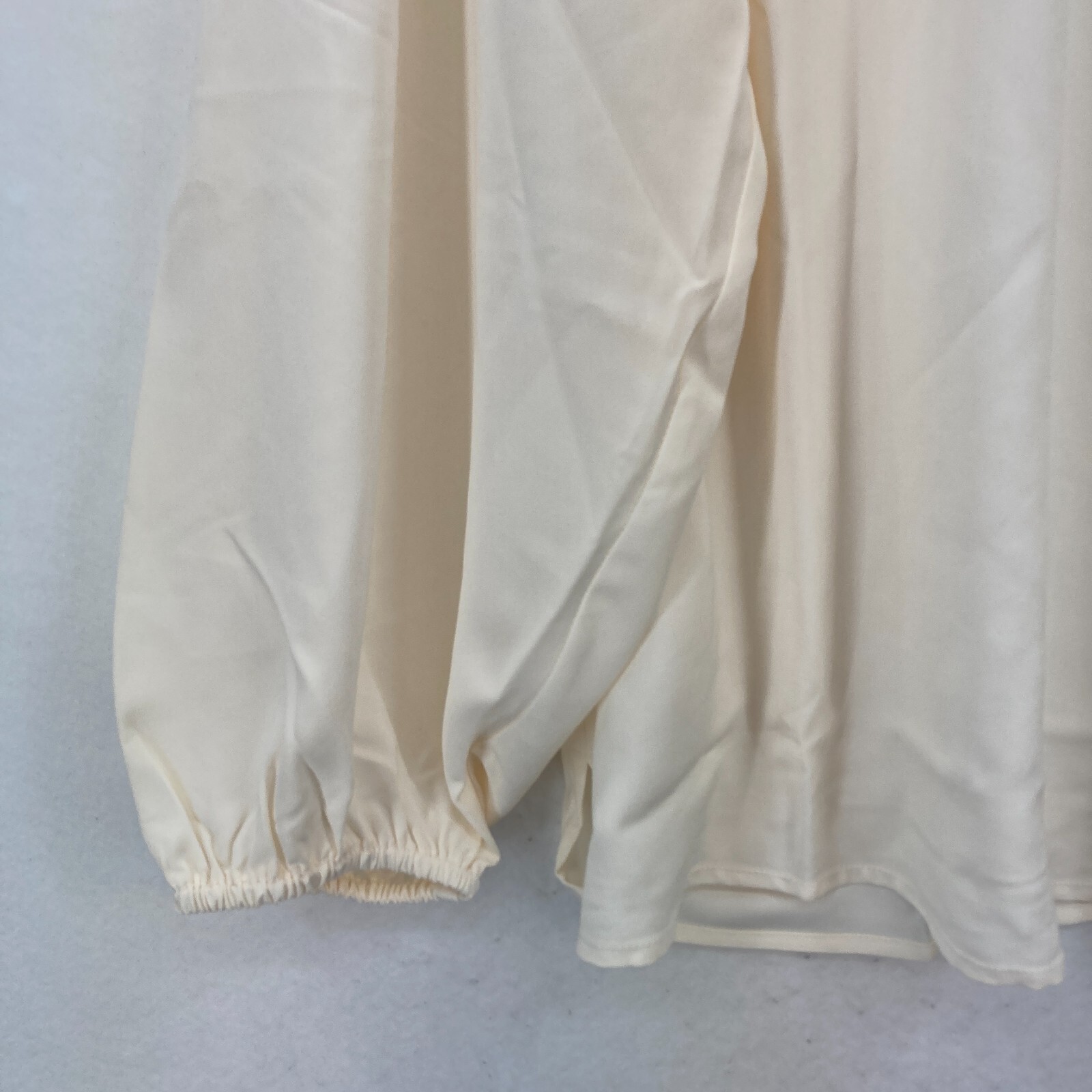 J.Crew Puff Sleeve Satin Back Crepe Top Women’s XLT Tall Ivory Keyhole Neckline