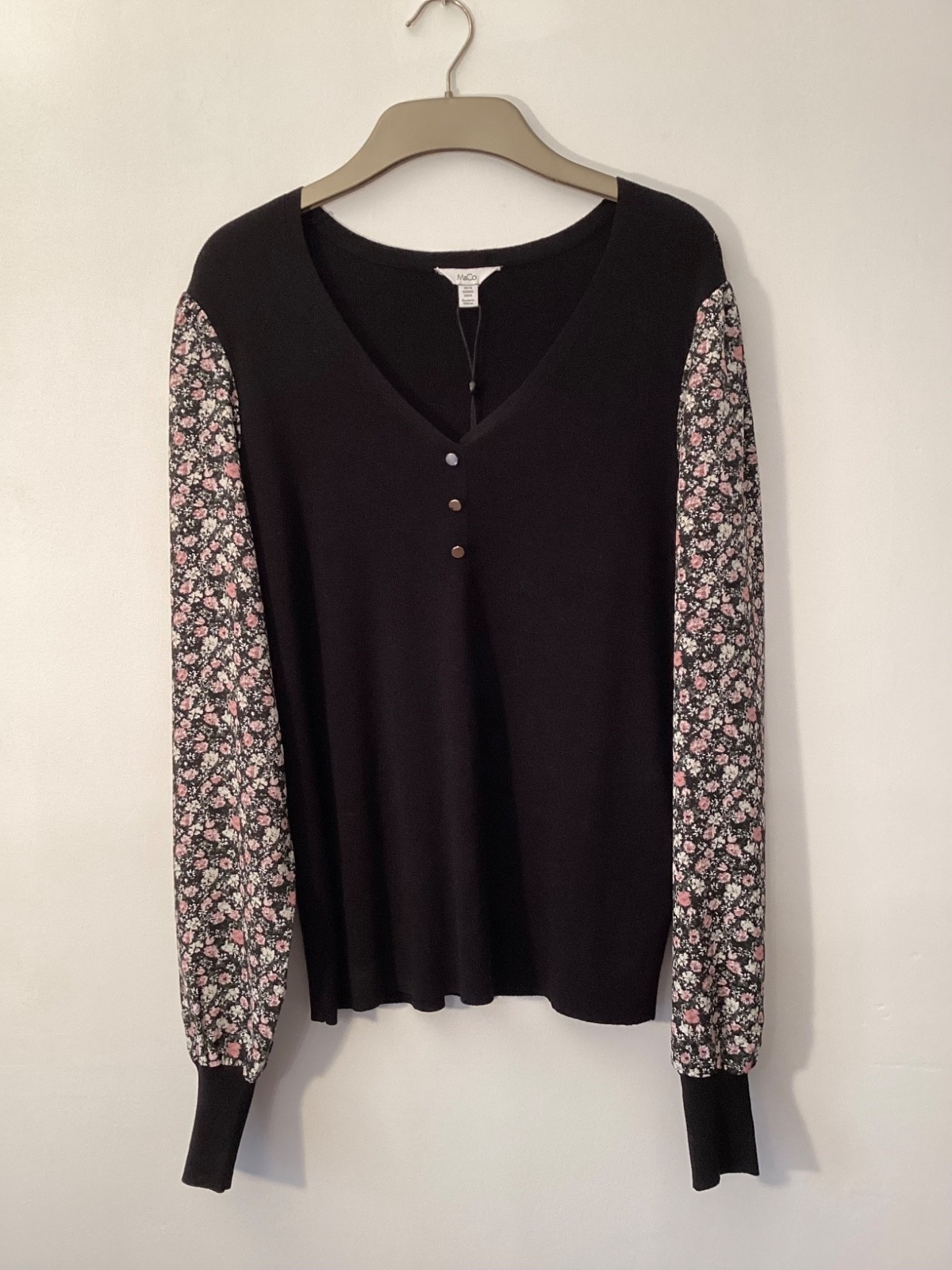 Brand new M&Co Black V-Neck Jumper Top Floral Chiffon Sleeve Blouse Size 14
