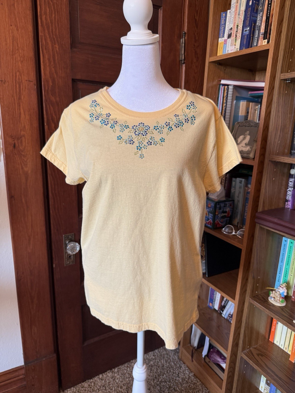 Top Stitch by Morning Sun Women’s Yellow Knit Rhinestone Crew Neck T-Shirt L/G