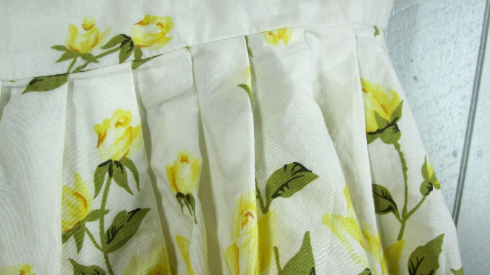 Yellow Sleeveless Top Teens L Yellow Floral Tie Back Coquette Cottage Core Girly