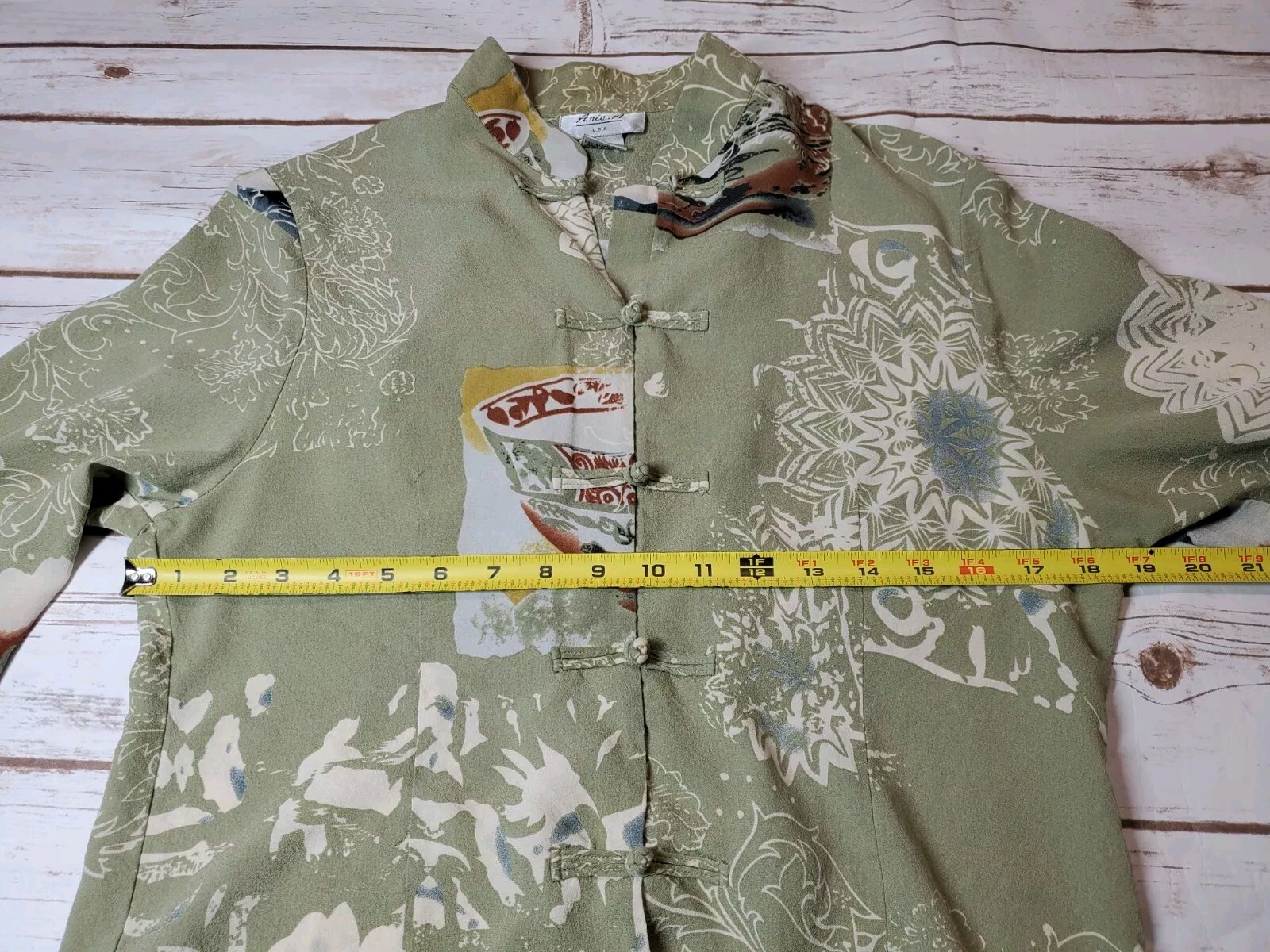 ARIA A Womens Large Top 100% Silk Asian Print Button Front Long Sleeve Green