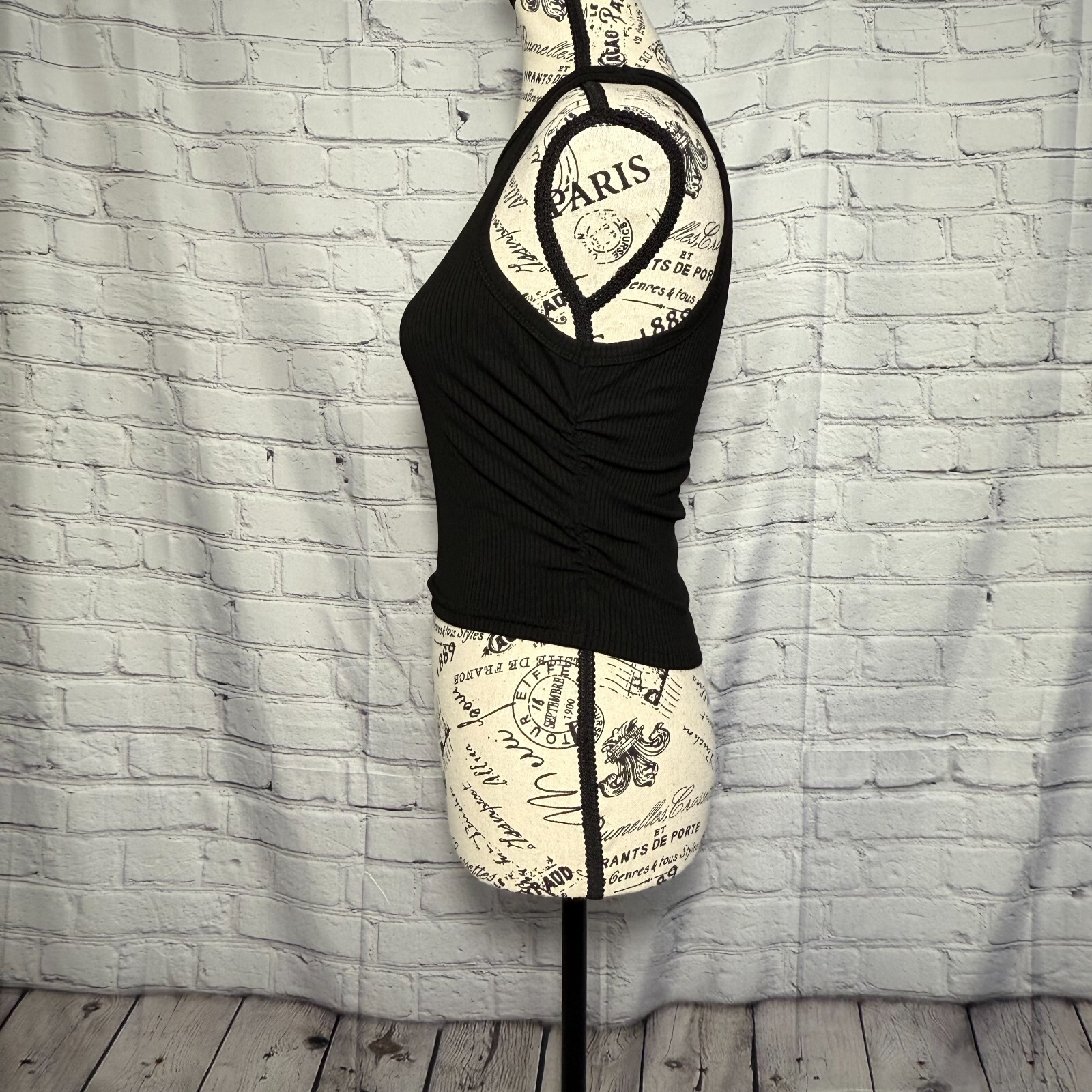 SHEIN Black Ribbed Ruched Side Crop Tank Top XS US 2 Sleeveless Stretch NWT