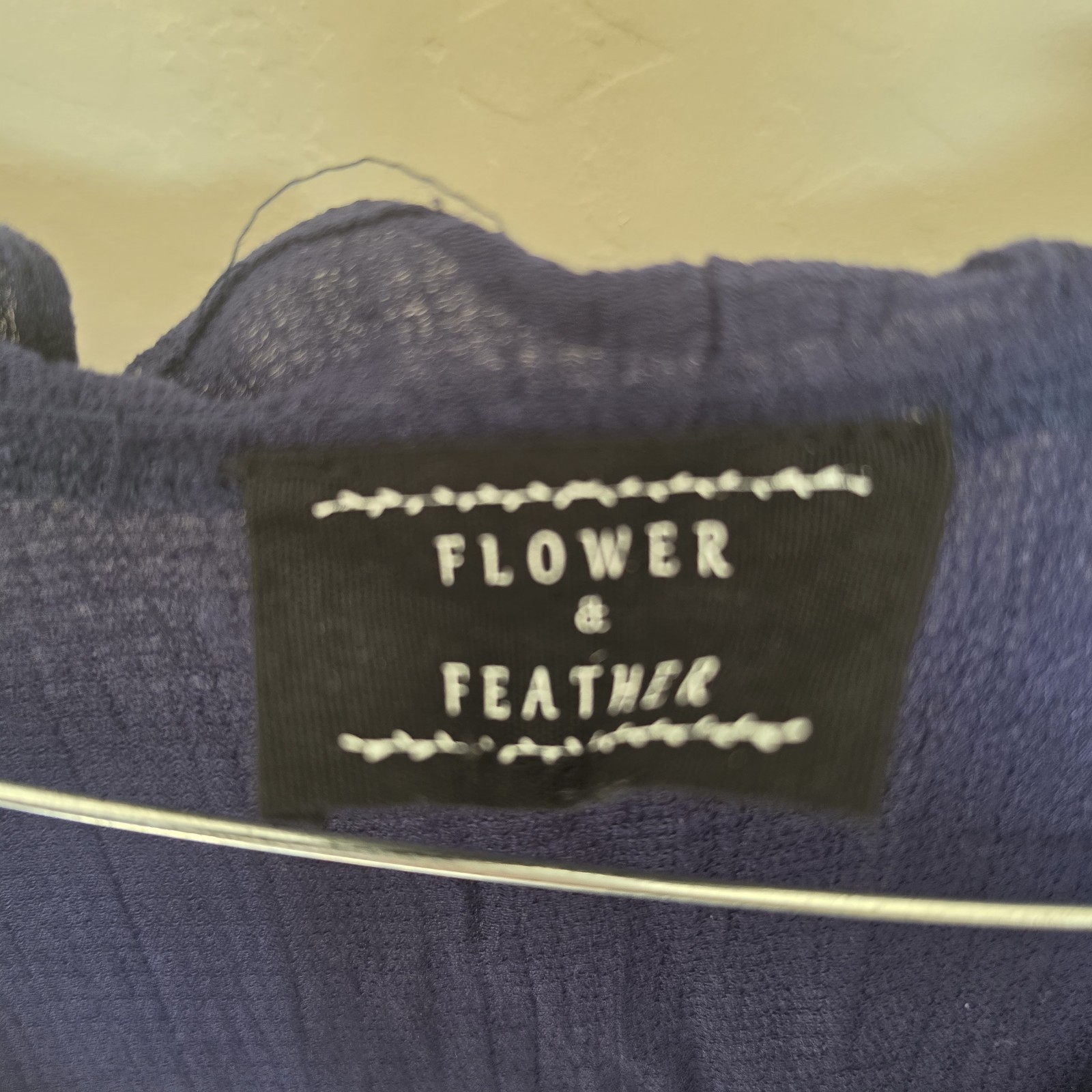Flower & Feather Blue Floral Embroidered Flutter Sleeve V-Neck Blouse XL