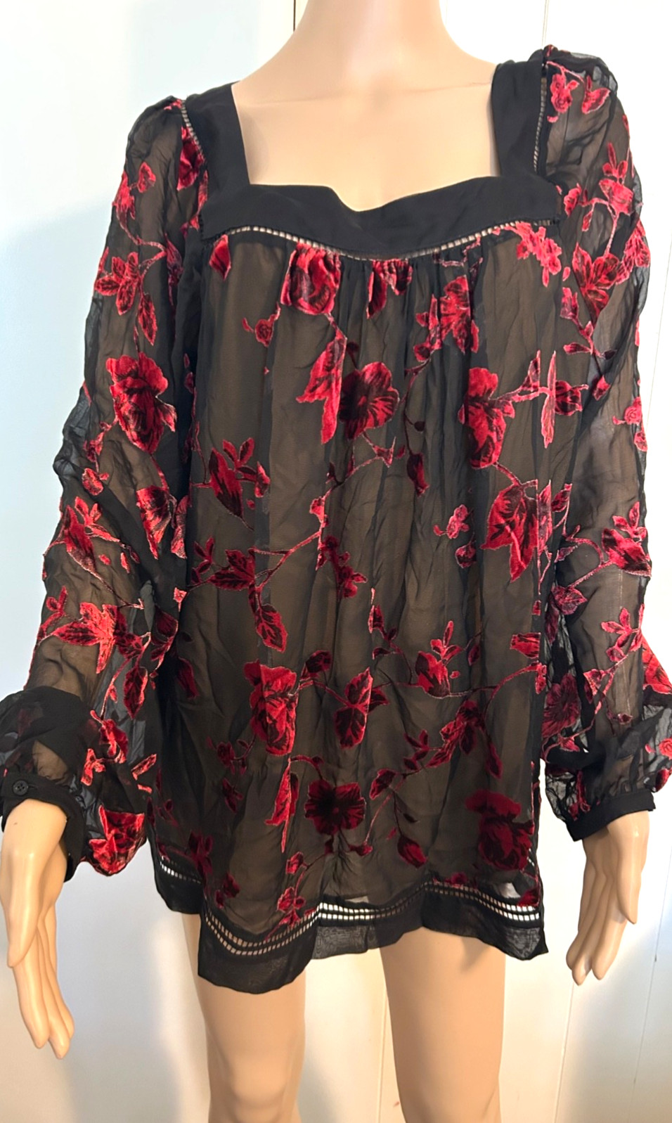 Stunning ECI New York Top Blouse Velour Sheer Black Red Lined Sz 14 XL