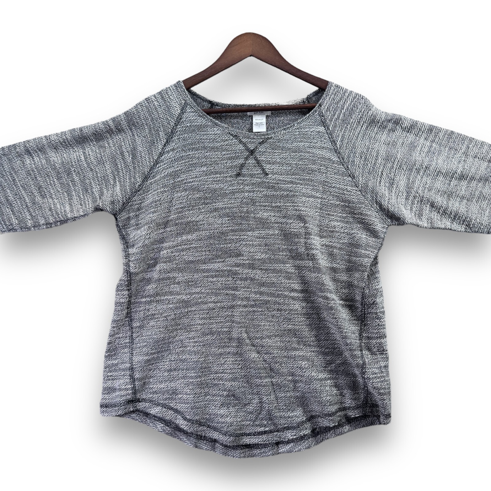 Isela Shirt Womens Size L Large Heather Gray Long Sleeve Top Scoop Neck Warm