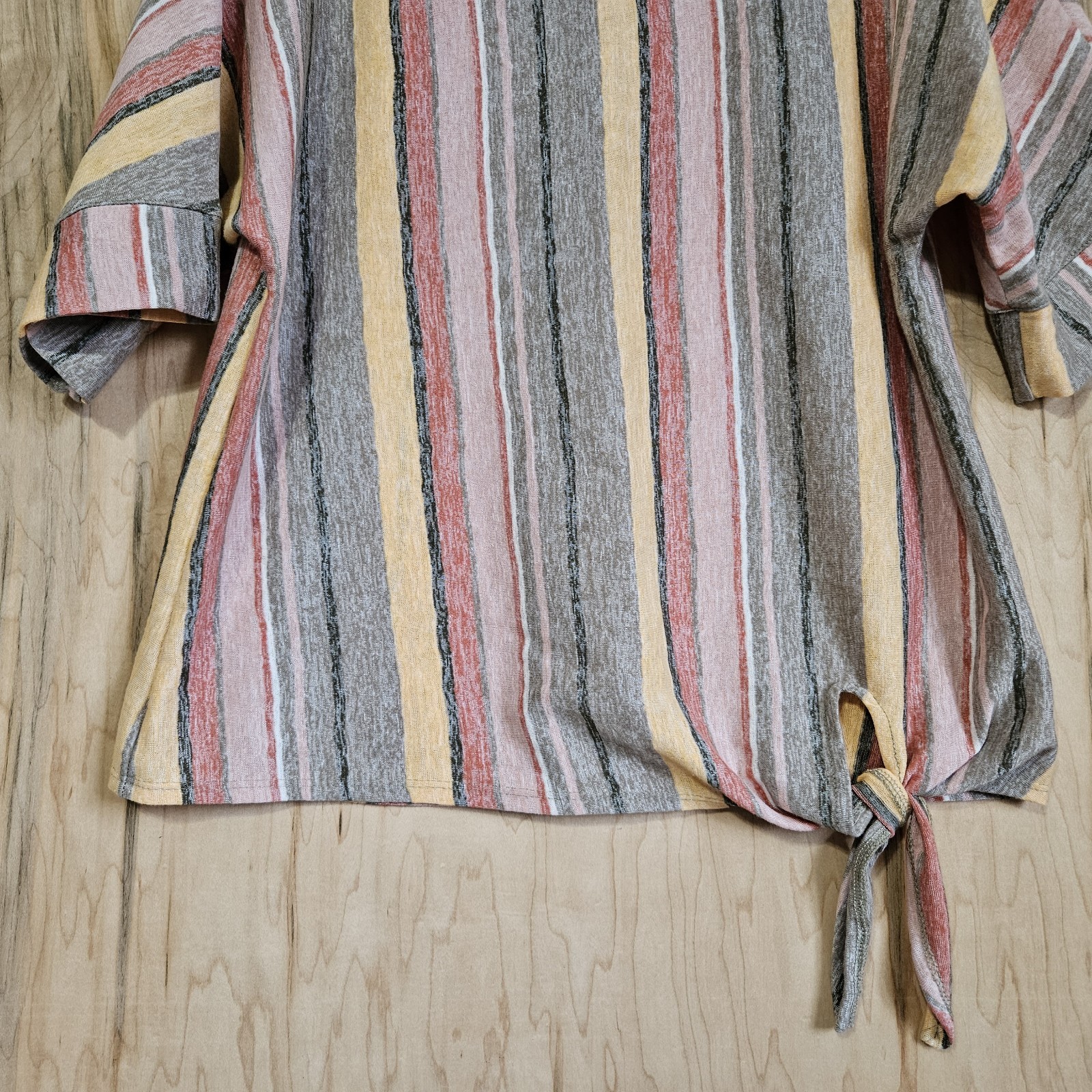 PURE Essence Multicolor Stripe Knit Short Sleeve Top Tie Front Wms Med Oversized