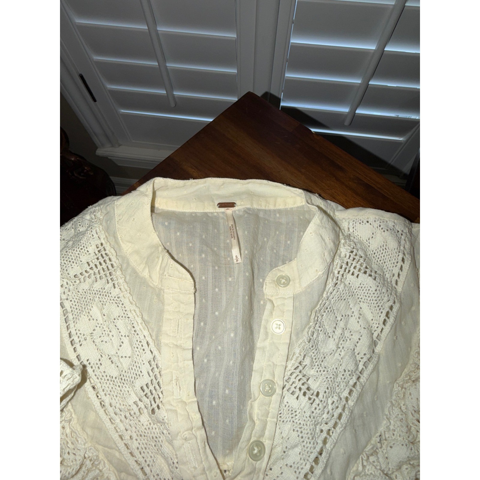 Free People Ivory Crochet Lace Ruffle Button Front Boho Blouse Top Small