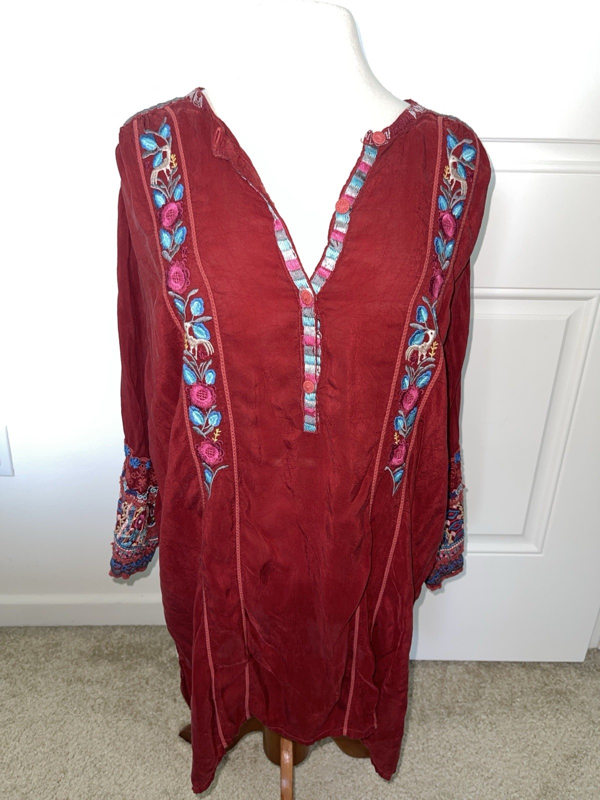 JOHNNY WAS Brick Red/Maroon Embroidered Floral/Animal 3/4 Sleeve Tunic Boho 1X