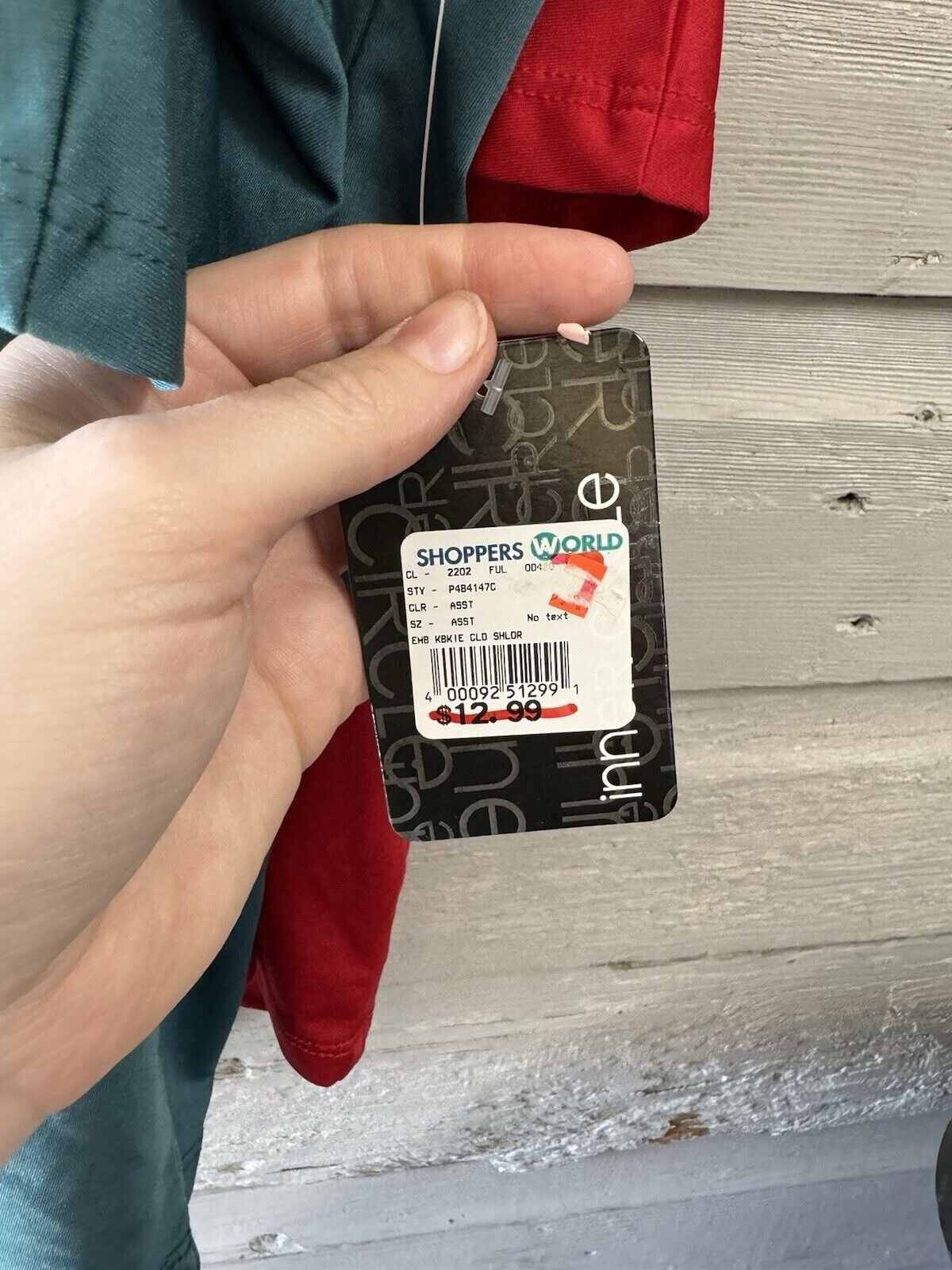2 Inner Circle Women’s Shirt Red And Green 2X