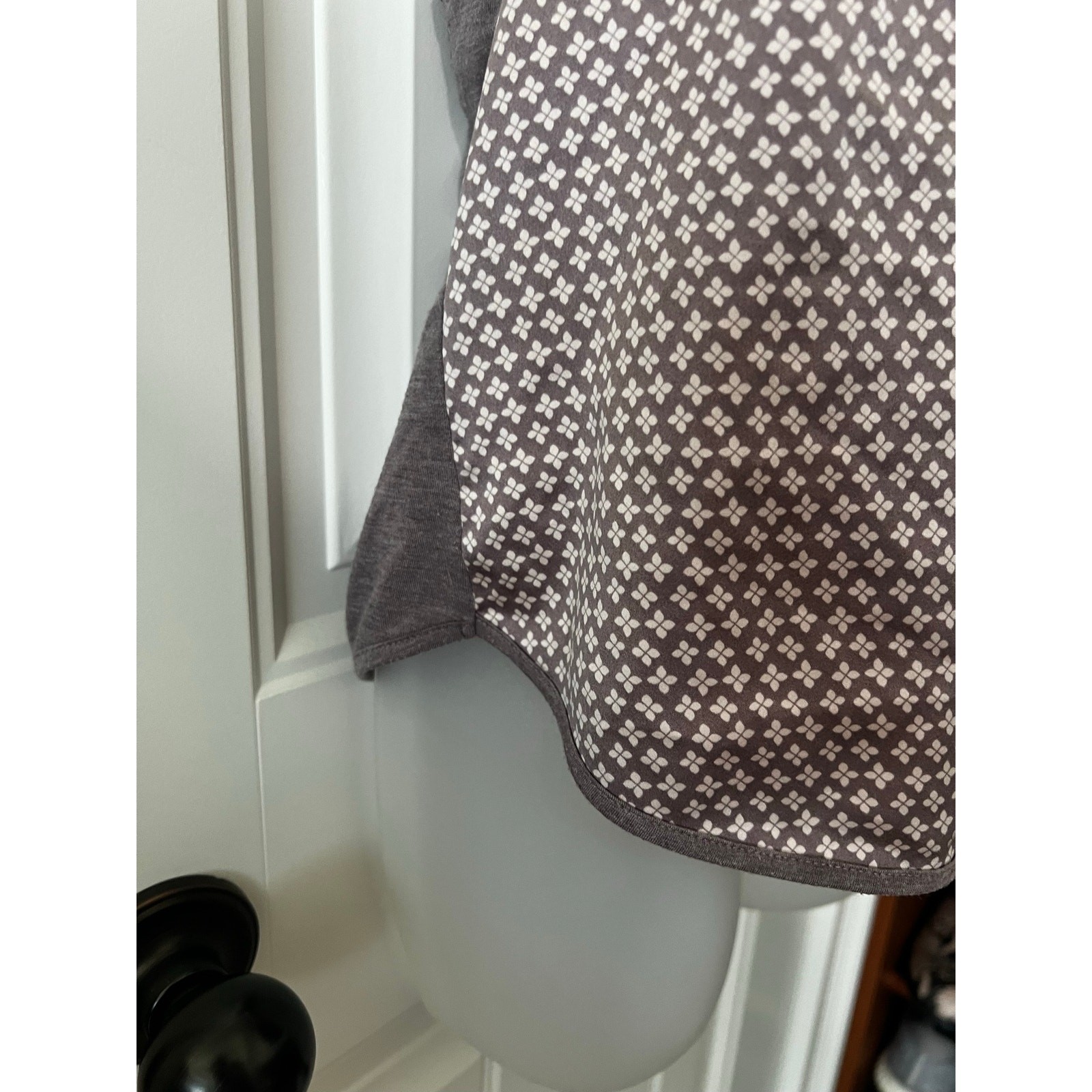 Victoria’s Secret Women’s Cropped Racerback Tank Top Small Mauve Floral Print