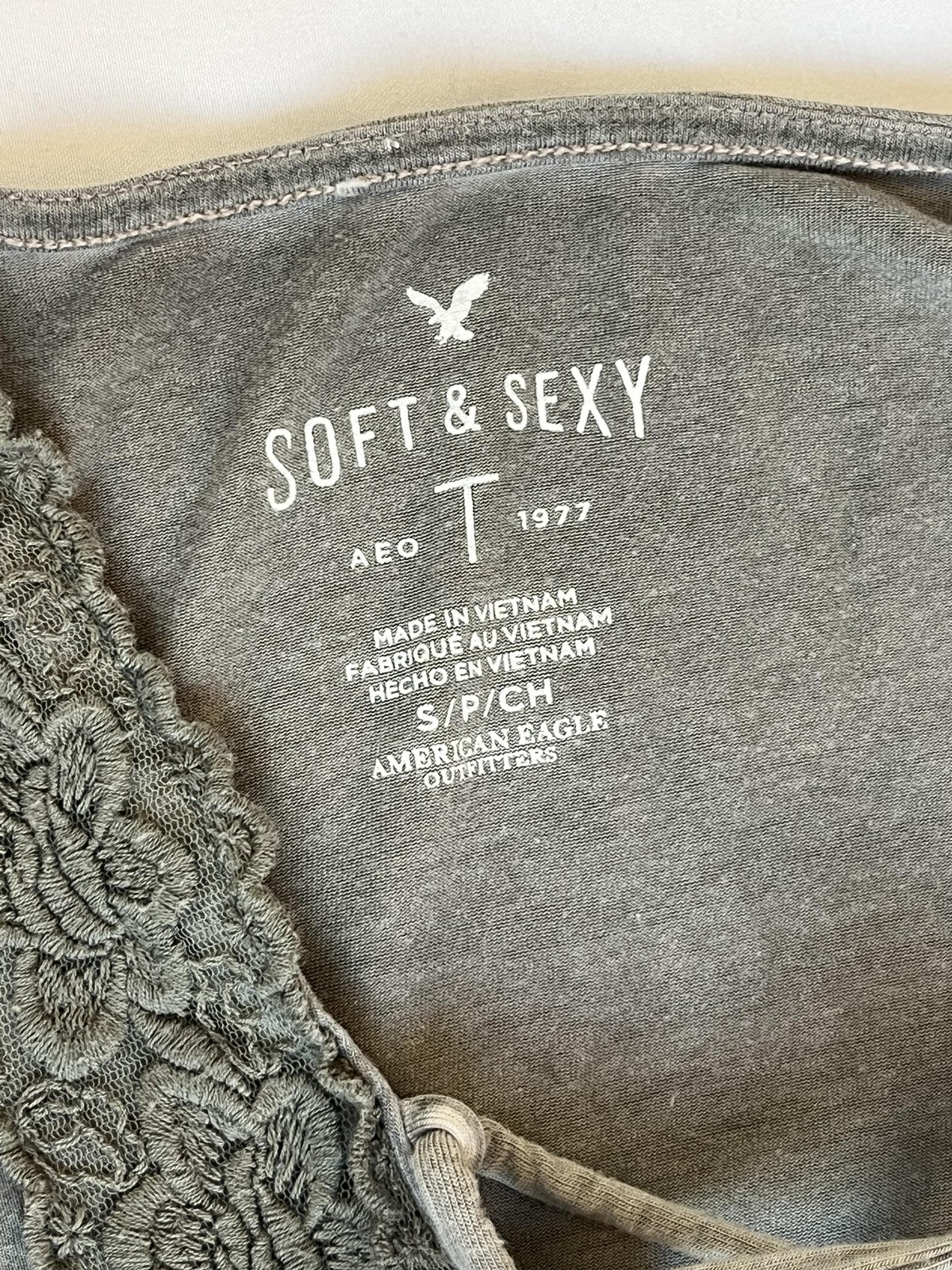 American Eagle Soft & Sexy Shirt Womens Small Gray Lace Up V Neck Tee Top