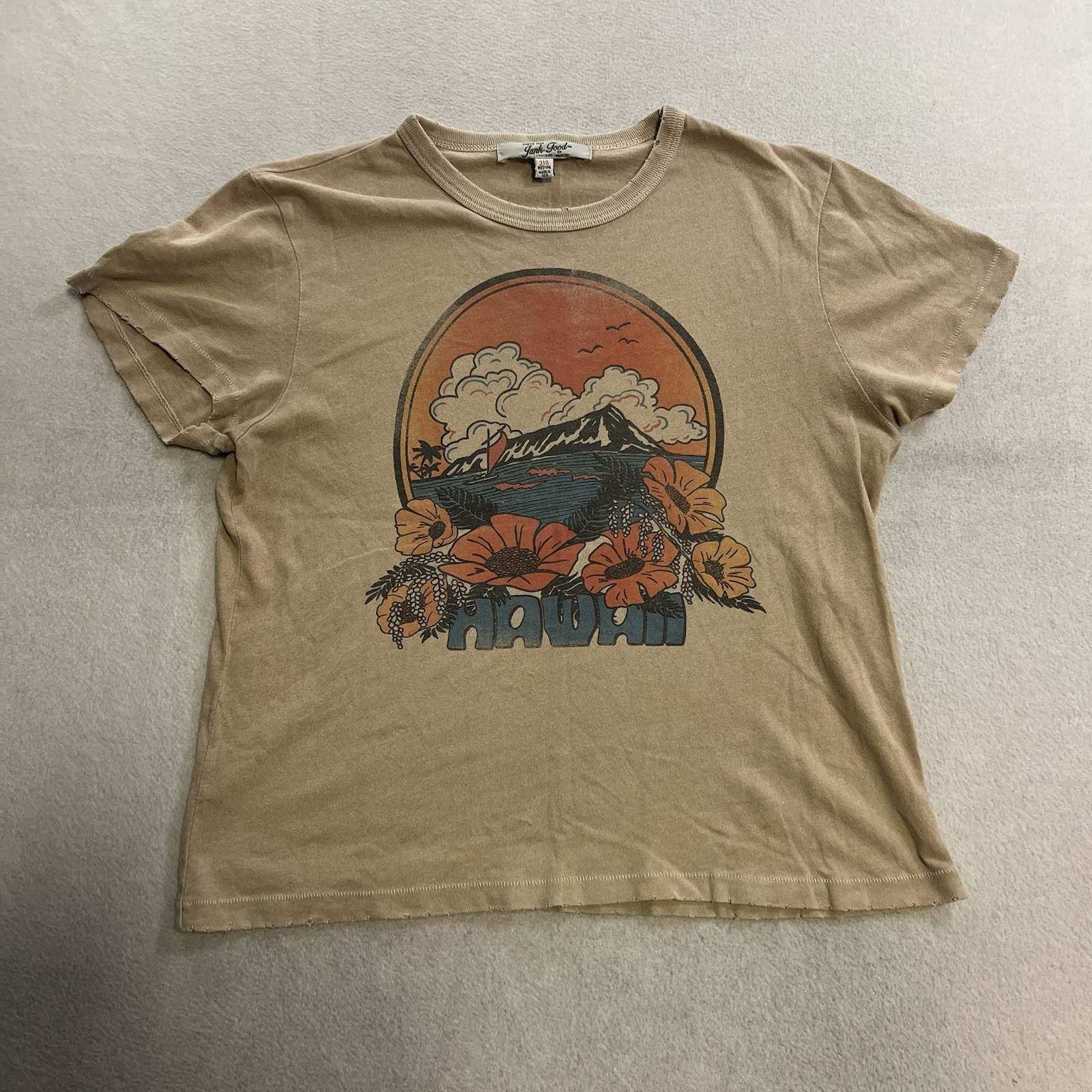 Vintage Junk Food Hawaii Graphic T-Shirt Women’s Size Medium USA Tan