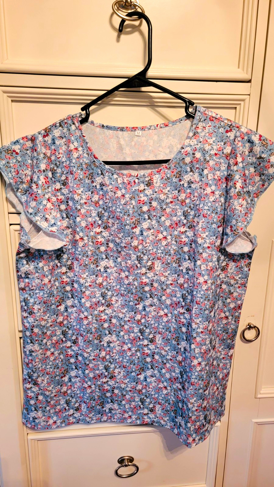 Women’s M Blue/Pink/White Floral Scoop Neck Pullover T-Shirt Short Sleeve