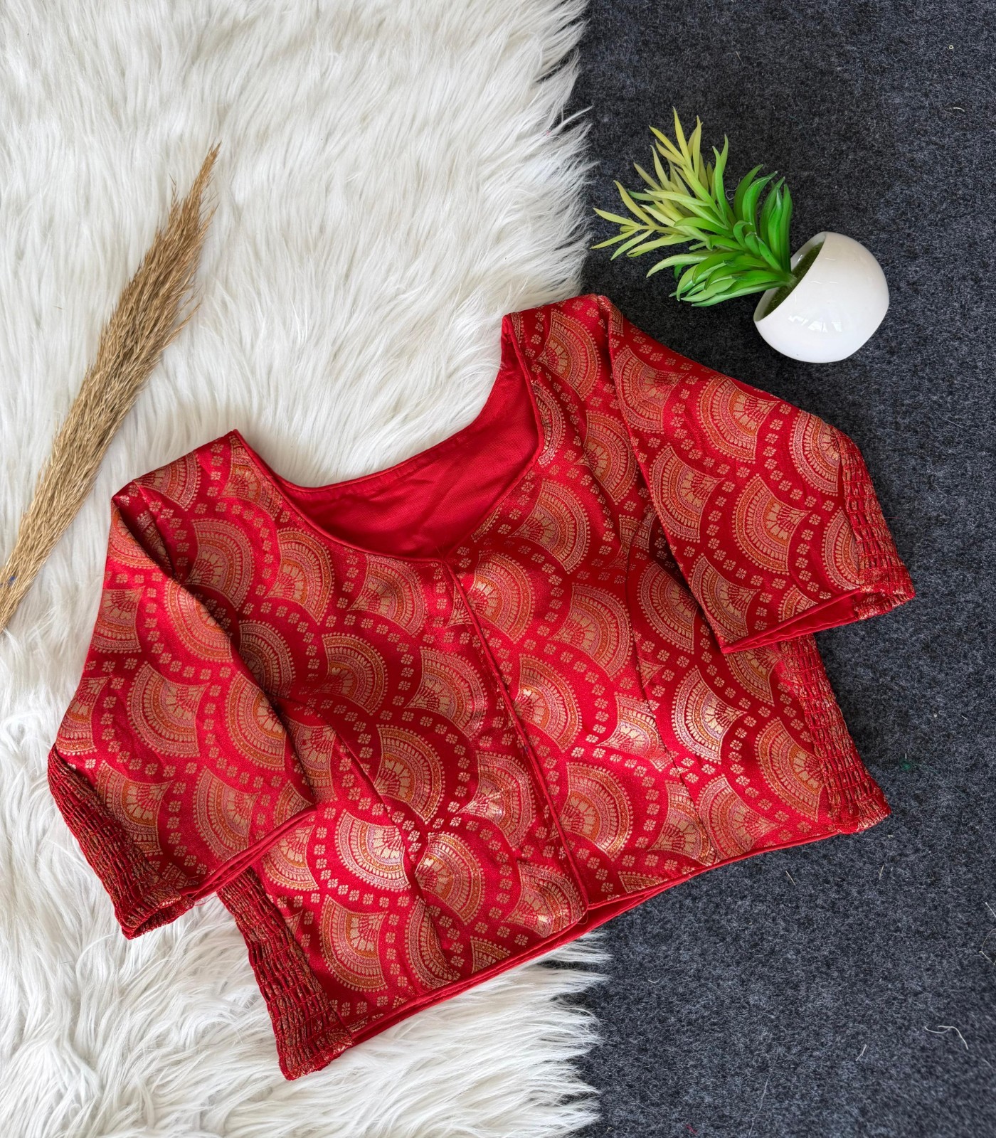 Saree Blouse, Designer Blouse With Stretchable Technology Inside Blouse.