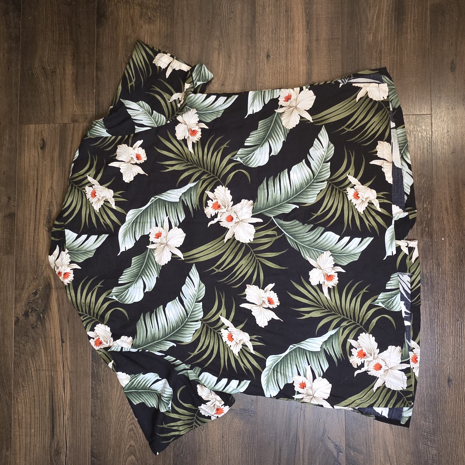 Hilo Hattie Hawaiian Orchid Palm Tree Blouse 2XL Black White Tropical Aloha