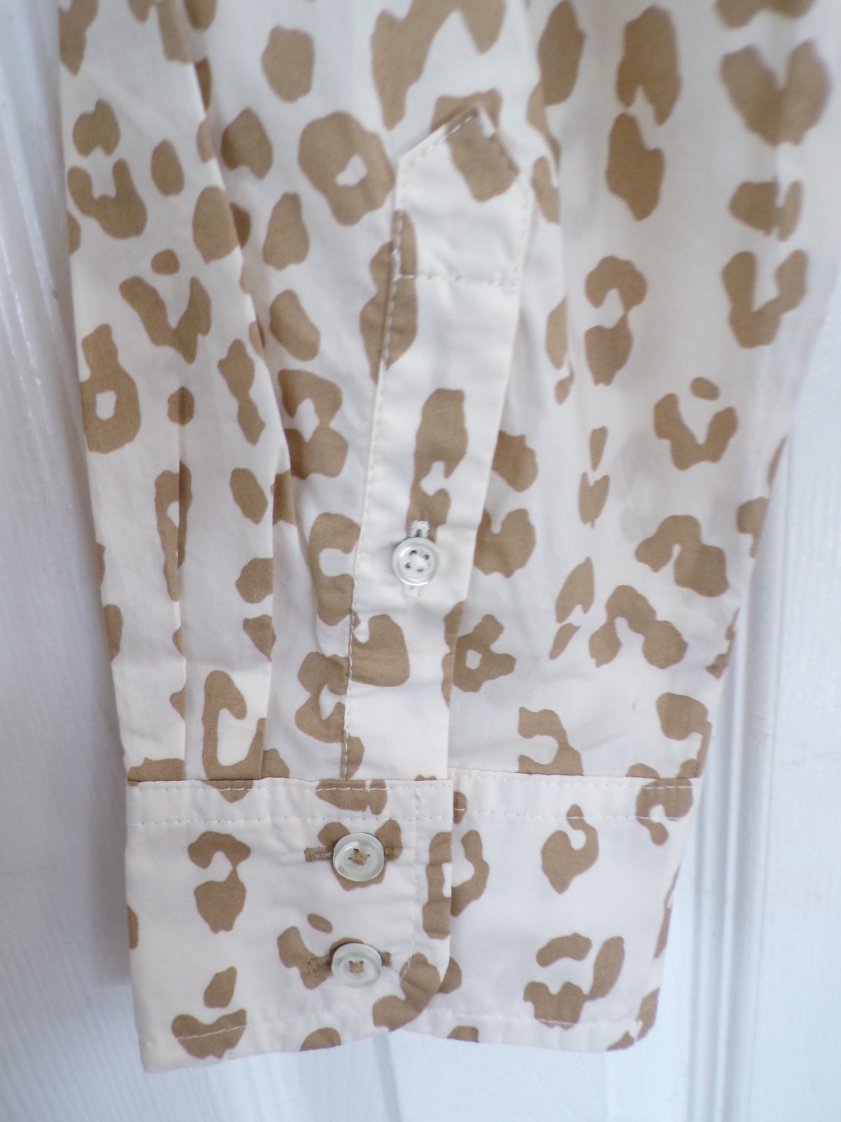 NWT NEW PRE FALL TALBOTS LARGE MODERN CLASSIC LEOPARD PRINT BUTTON SHIRT $94.50