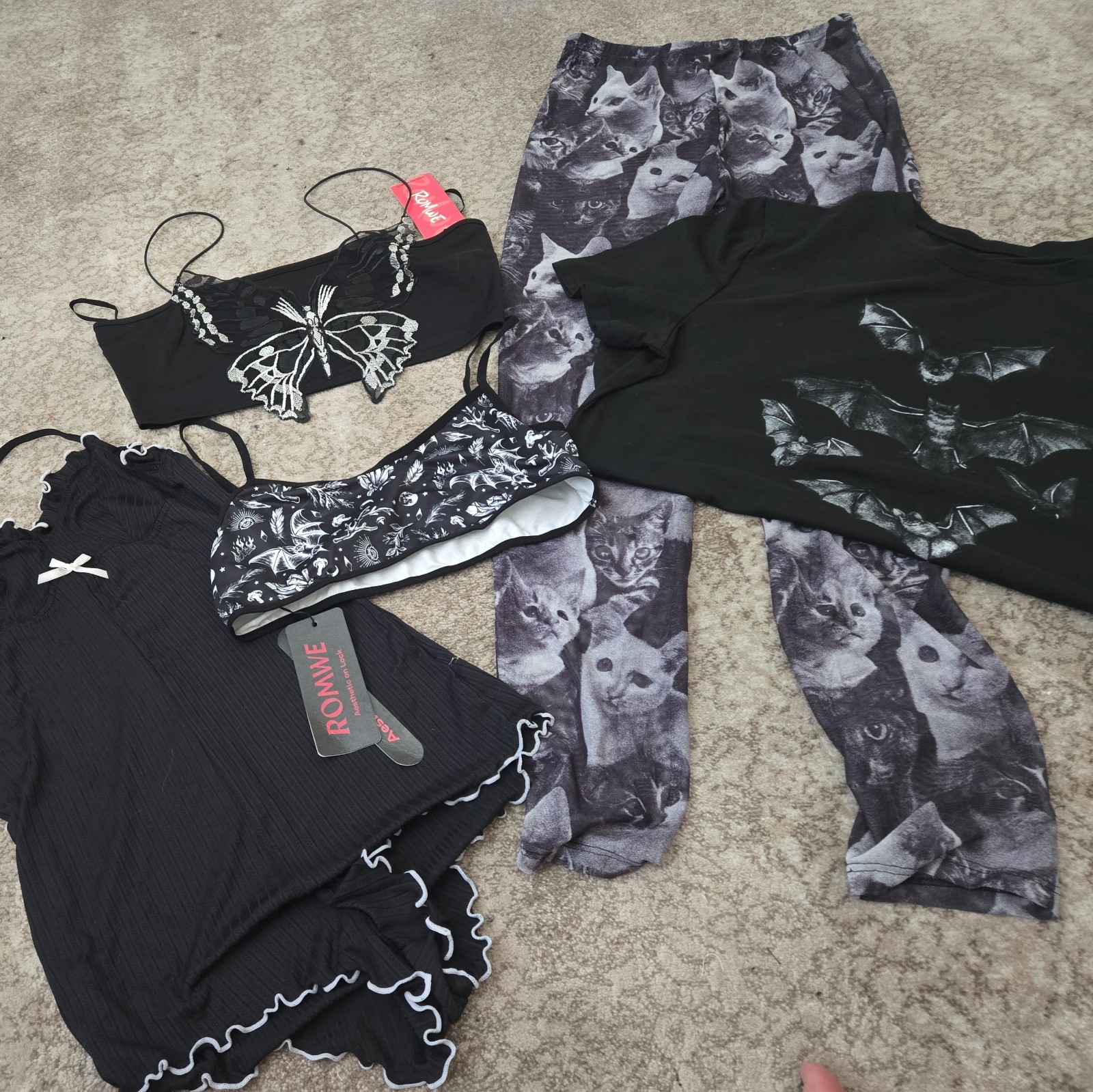5 Pc LOT T-Shirt Tee emo Y2k Gothic Kawaii vampire Tops tights bralette romper S