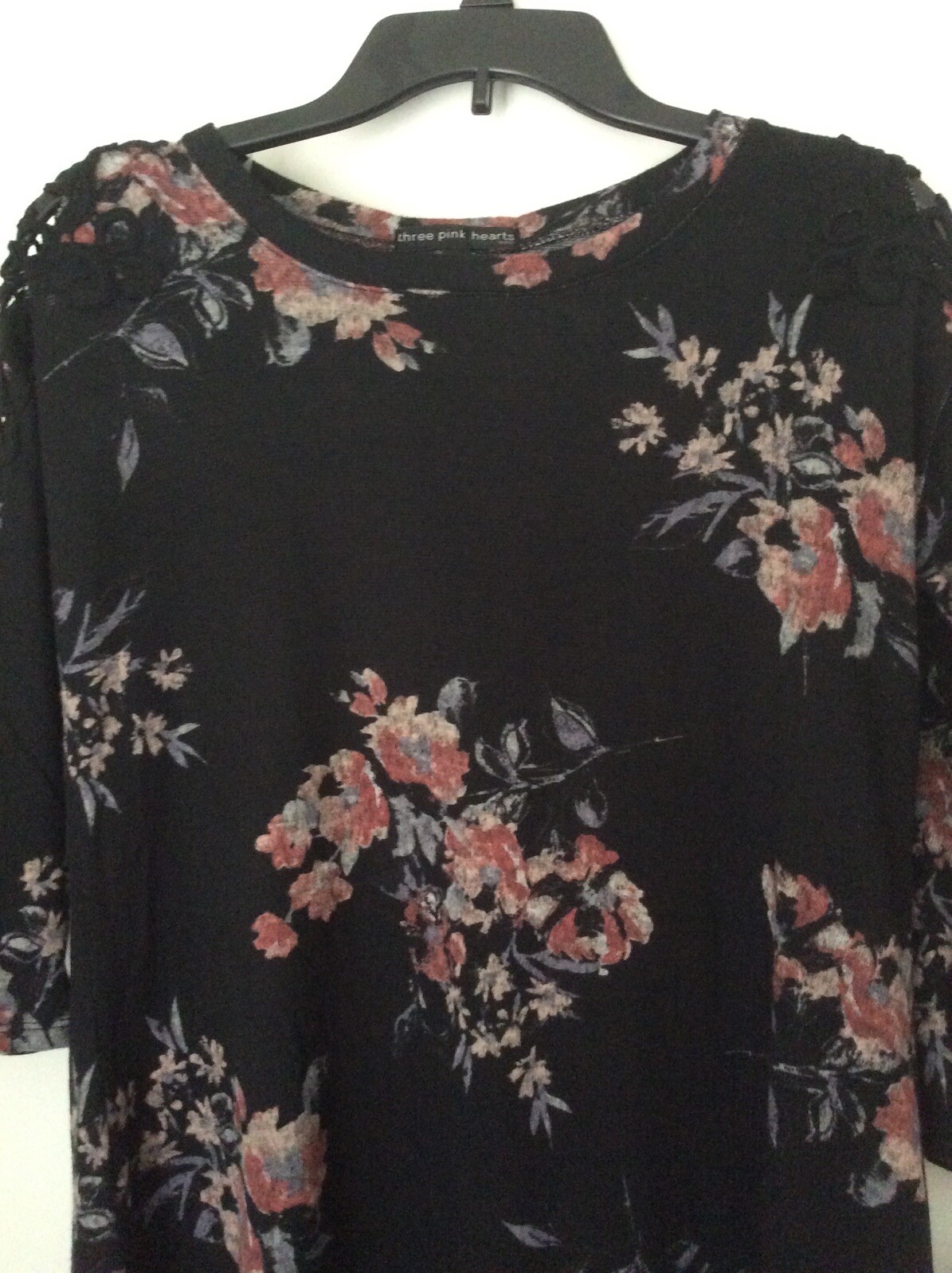 Three Pink Hearts Womens Tunic Top Size Medium NWT Black Floral Lace