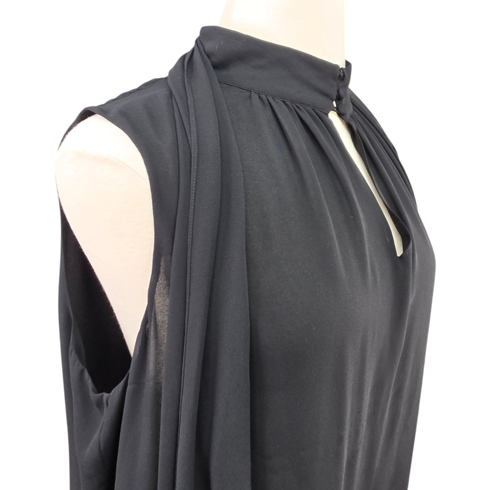 Vince Camuto Black Chiffon Sleeveless Tie Neck Blouse High Neck Career Dressy LG
