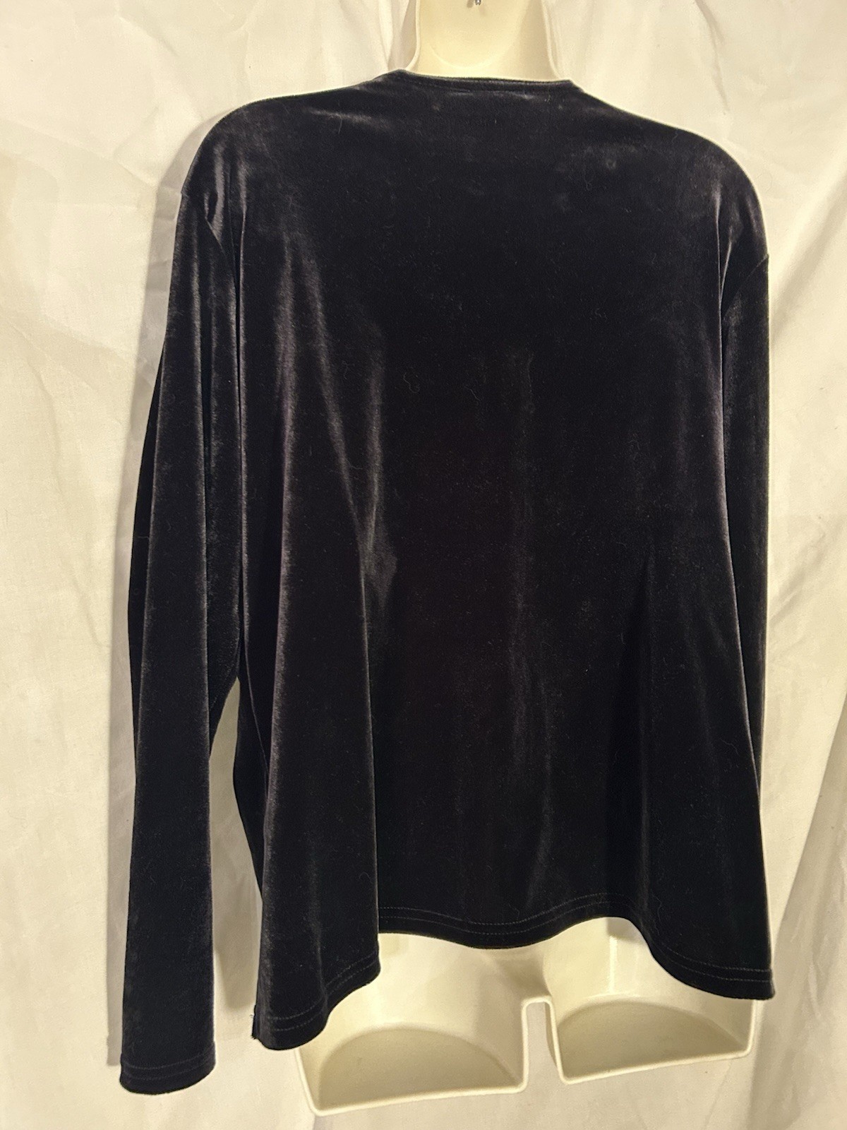 Jonden by Linda Leal Black Velvet Scoop Neck Long Sleeve Button Blouse L/XL