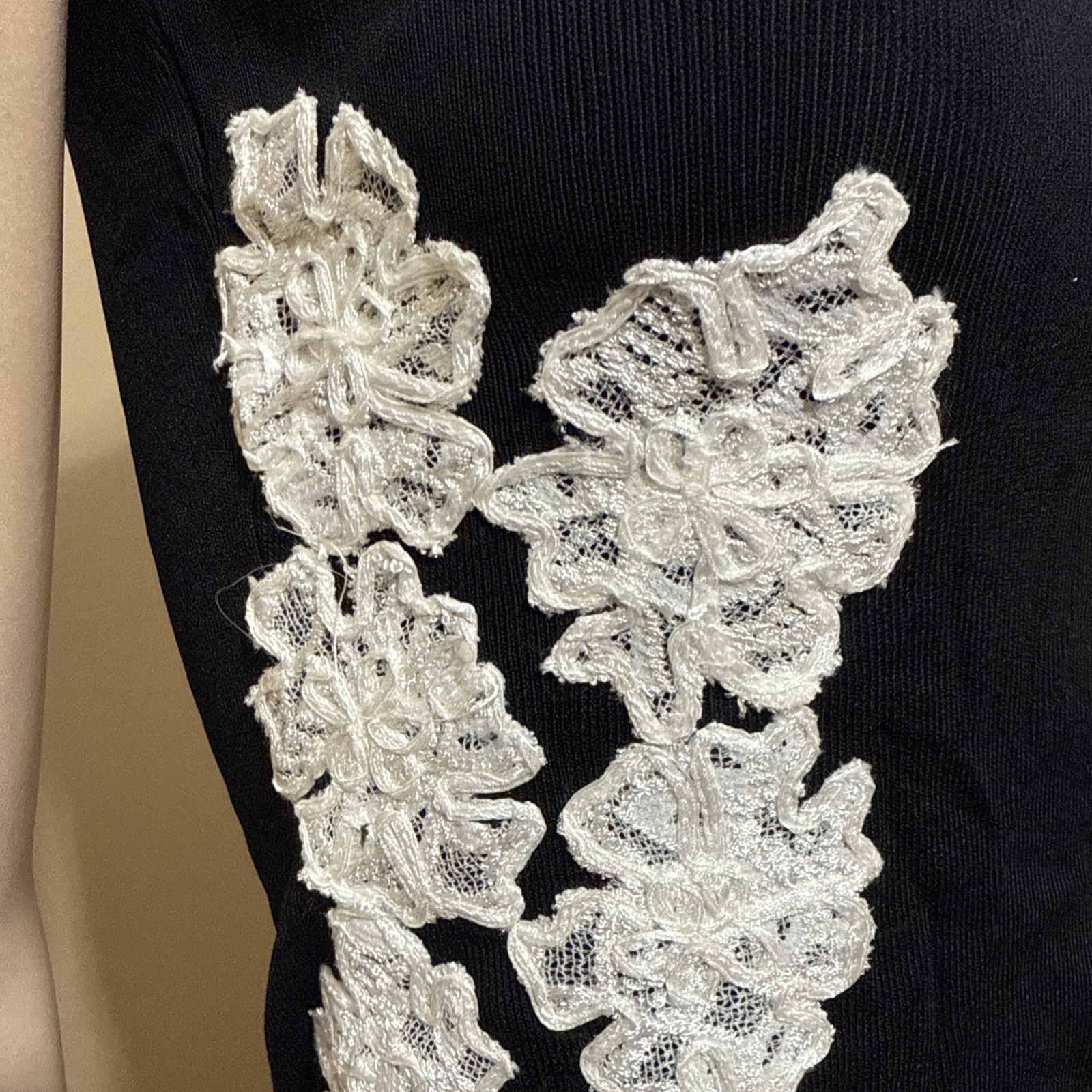 Women’s Black Rayon Casual Summer Open Stretch Slim Lace Hook Size M Blouse Top