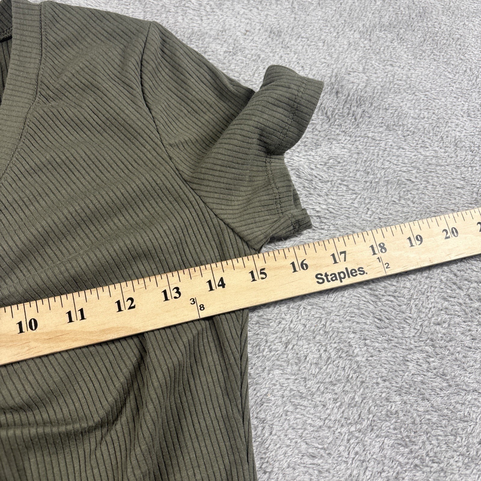 Aqua Women’s Ruched Drawstring Crop Top Short Sleeve Olive Green Size M New
