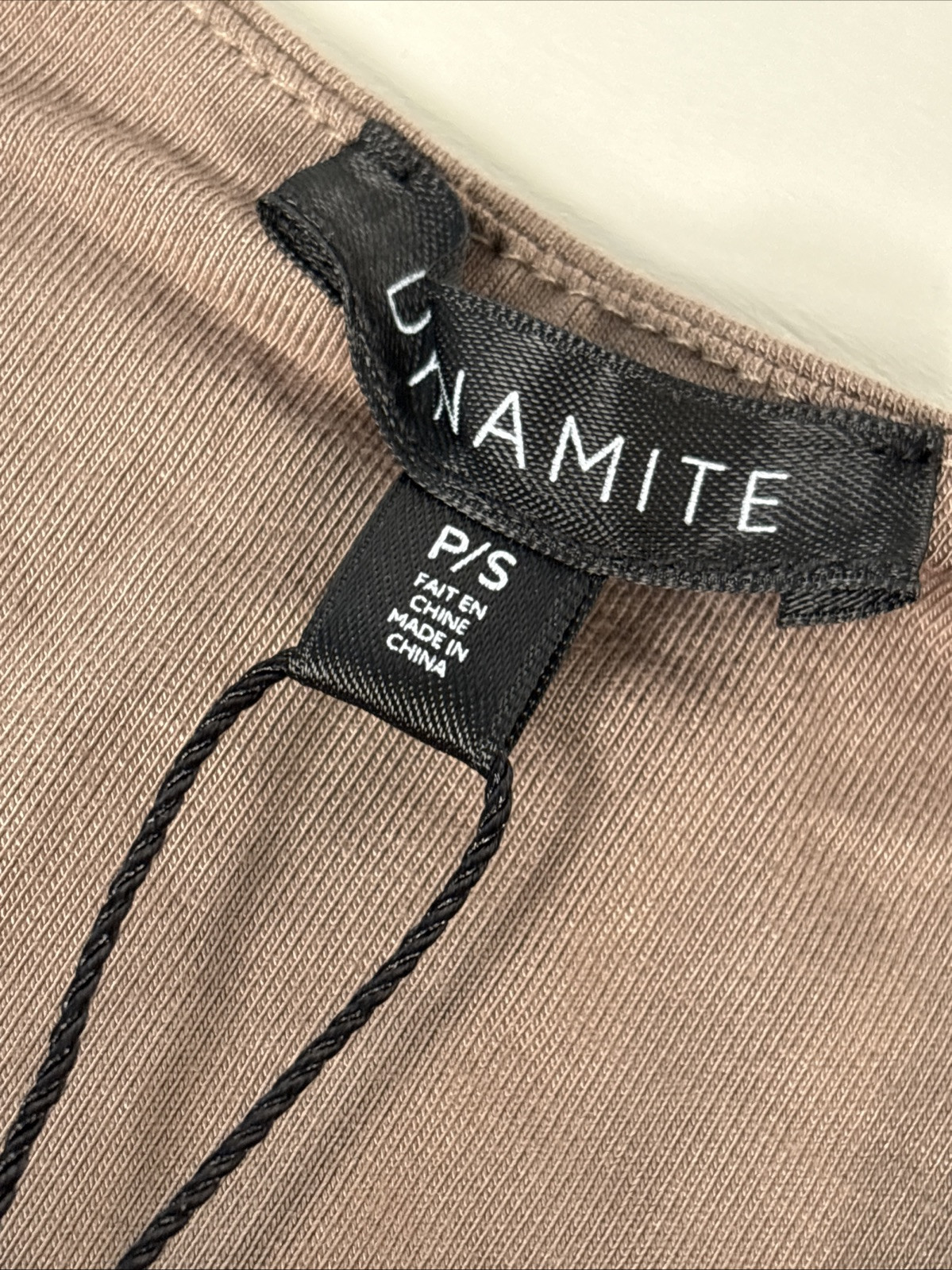Dynamite Solid Short Sleeve T-Shirt Soft Brown Round Neck Size P/S