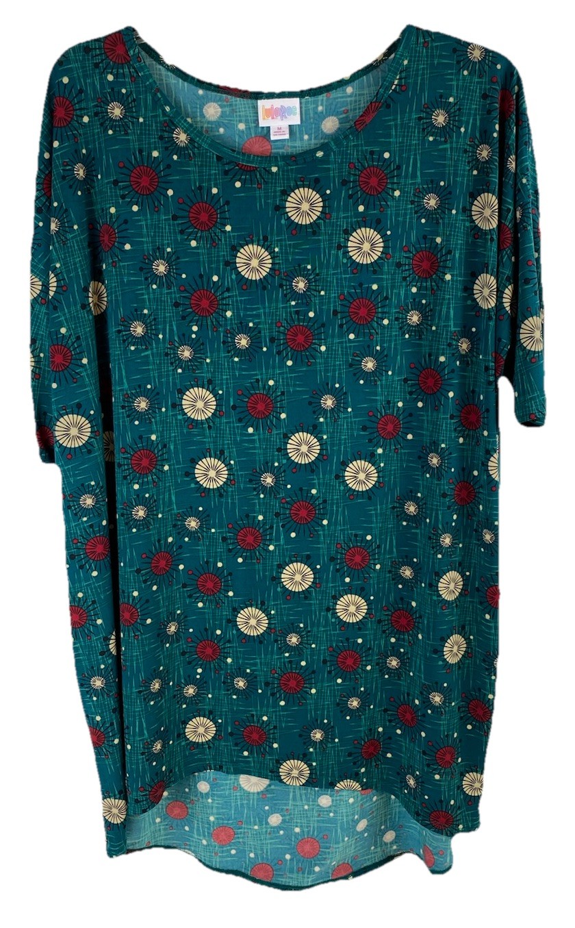 LulaRoe women’s stretch short sleeve green top hi-low measures 3X (see pictures)