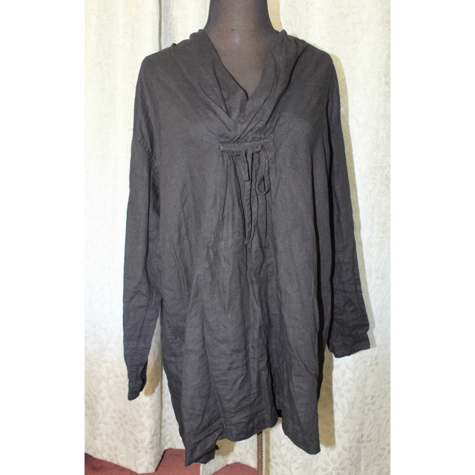 Earth Linen Tunic Top Black Small long-sleeve draped Cowl neckline Lagenlook
