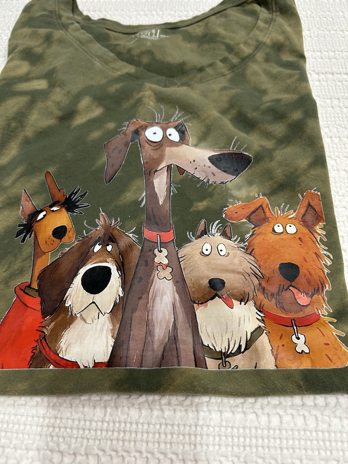 Olive Green Crazy Dogs Women’s Comfort T-Shirt Size XL 16-18 Tie Dyed New Graphi