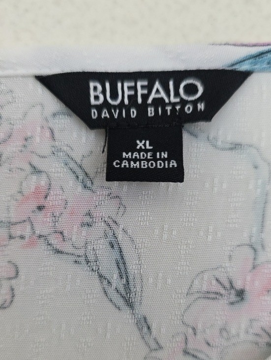 Buffalo David Bitton White Pink Purple Green Floral Short Sleeve Top XL