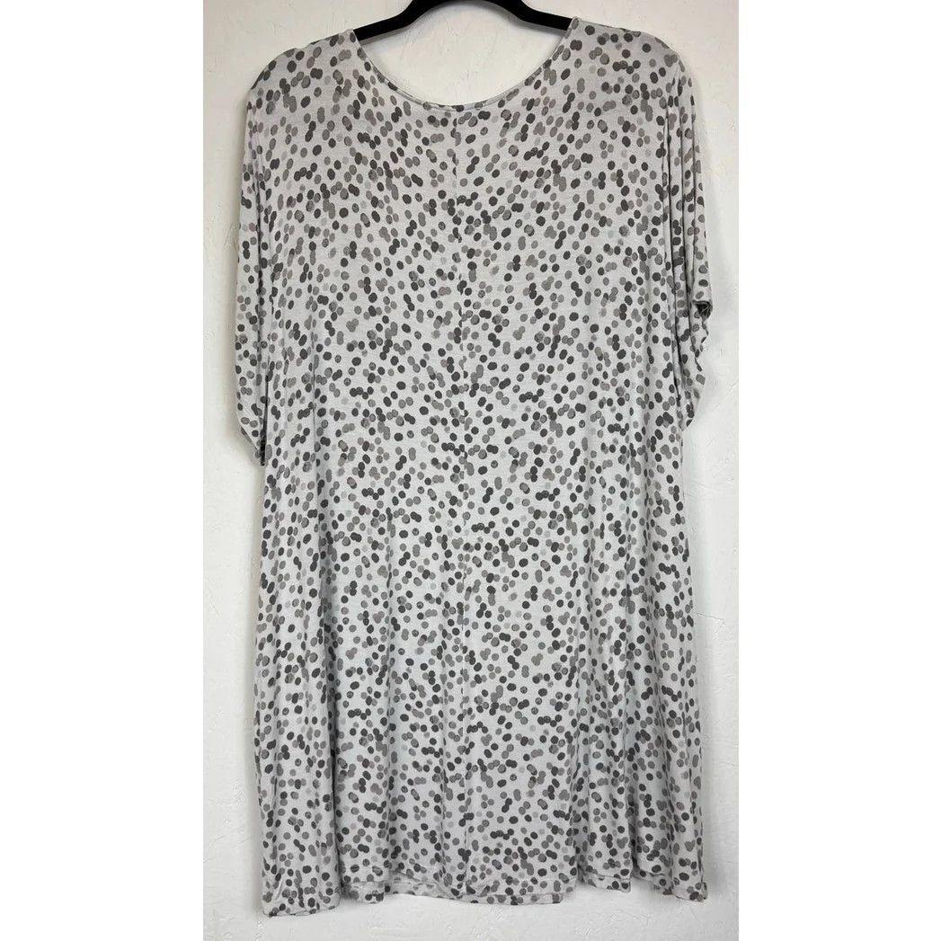 Lane Bryant White & Gray Short Sleeve Blouse Women’s 26/28