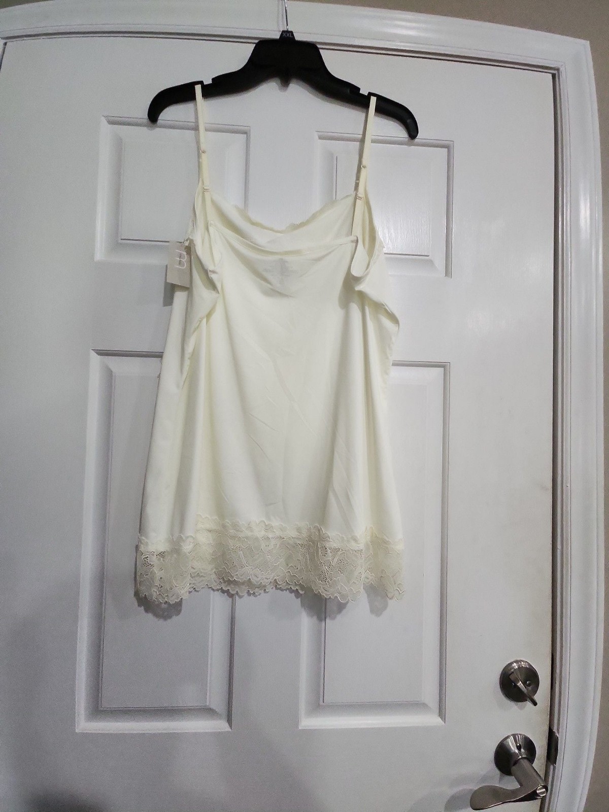 Maurices 24/7 layering cami size XXL