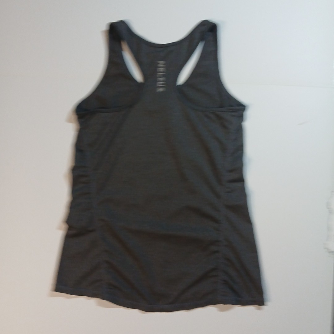 Neleus women’s size large gray tank top reflective super soft and stretchy